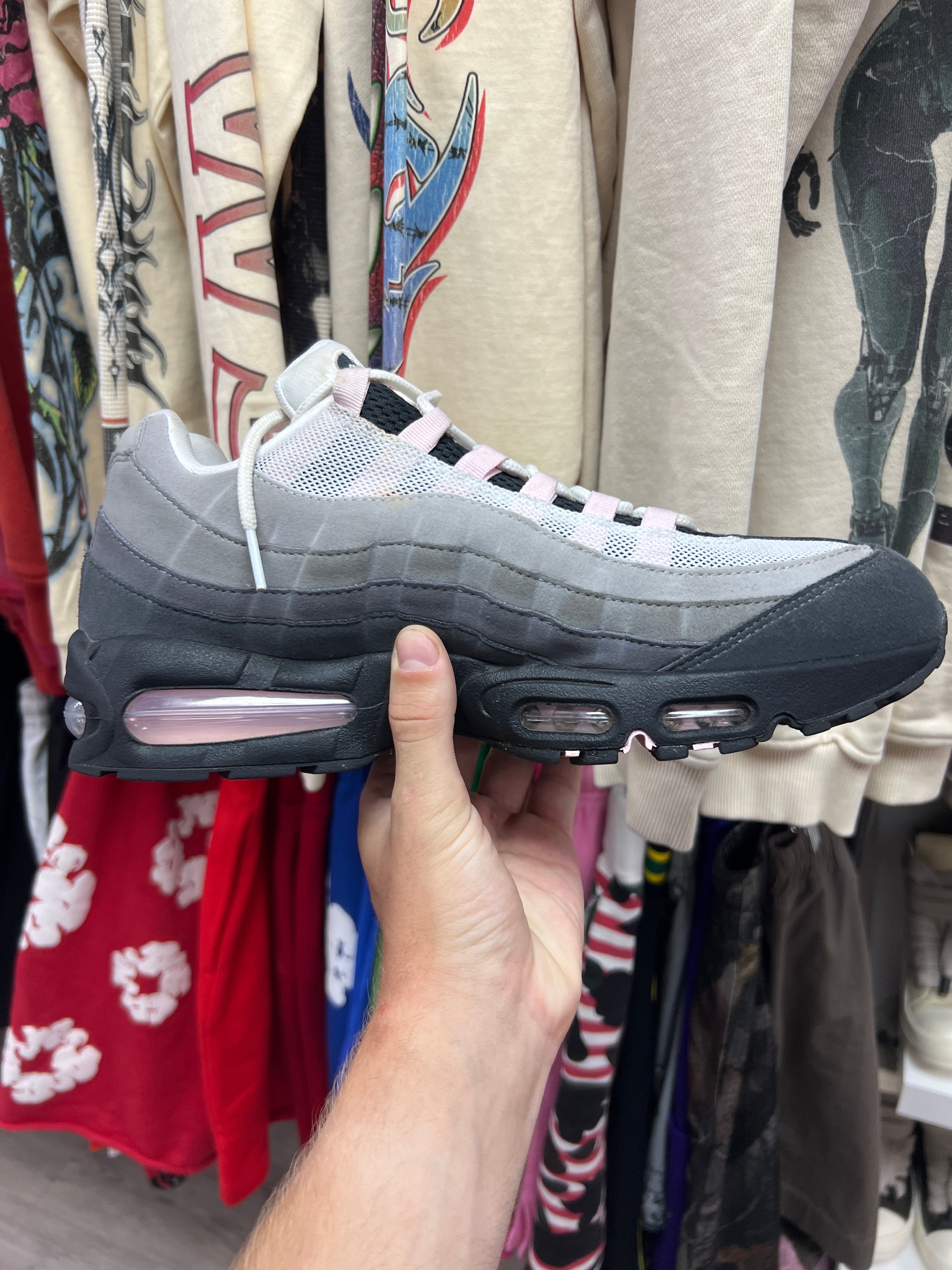 Nike AM95 Pink Foam Sneakers