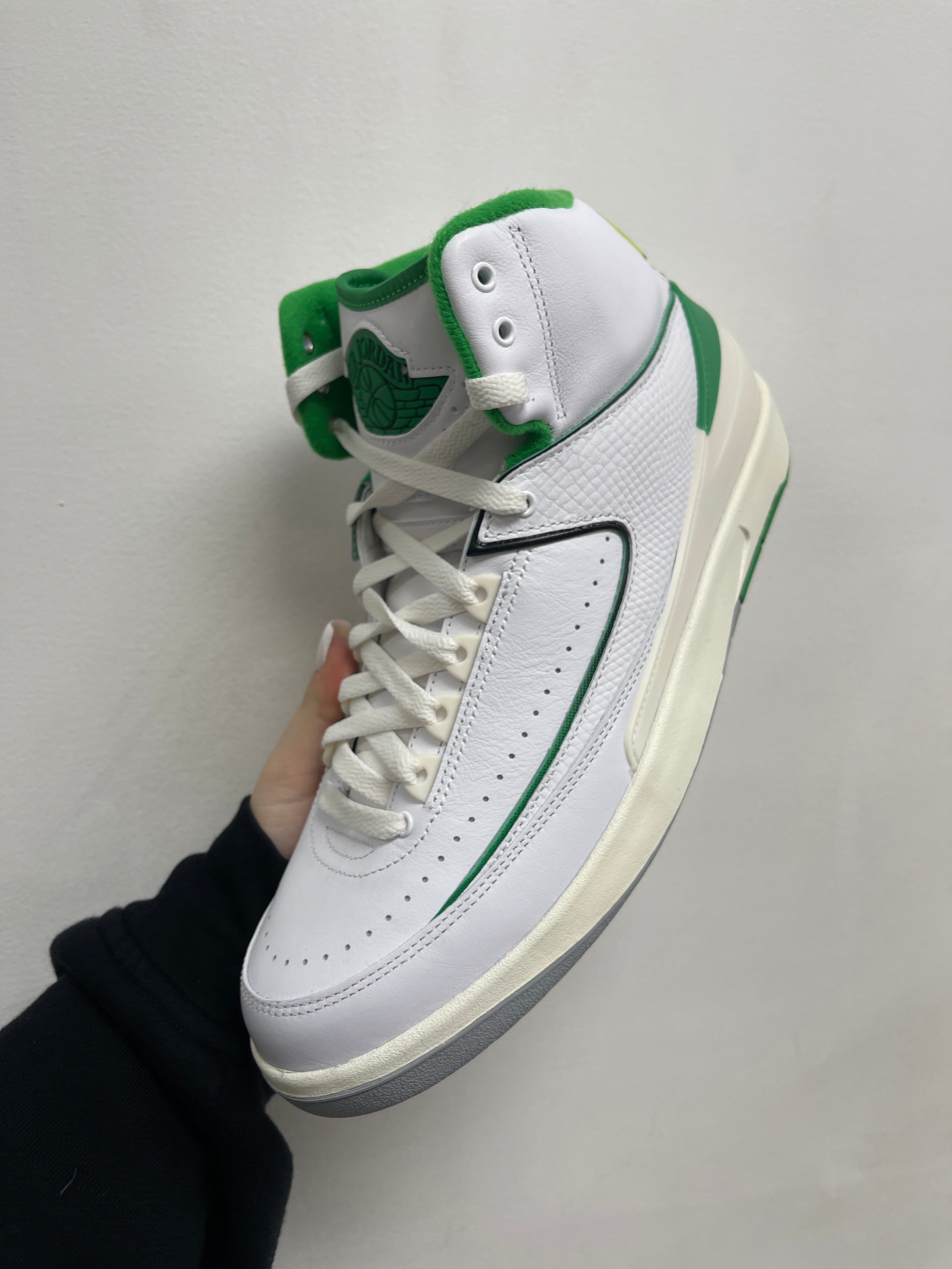 Jordan 2 Lucky Green Sneakers