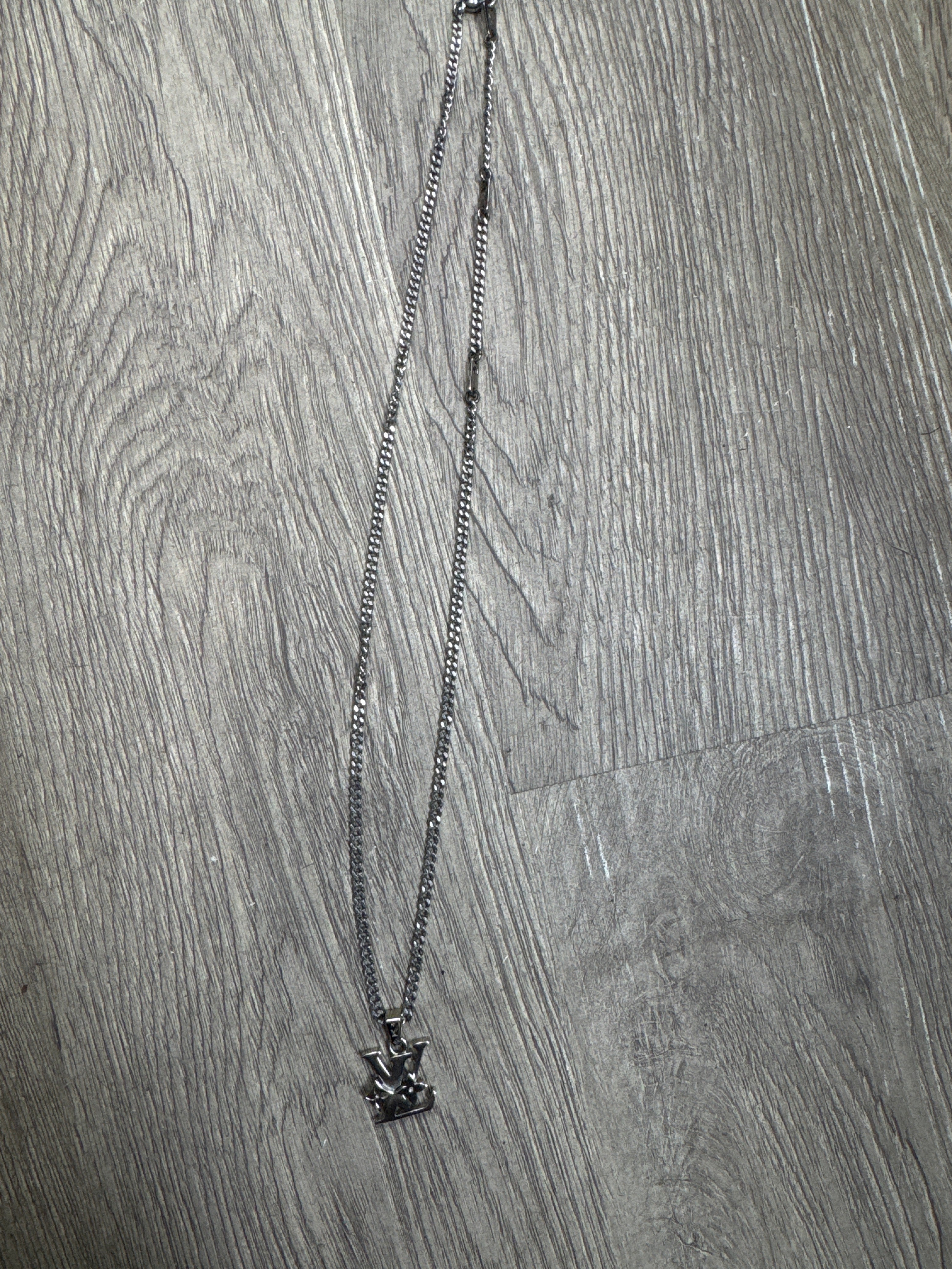 Louis Vuitton Pendant Chain Monogram Raw Accessories