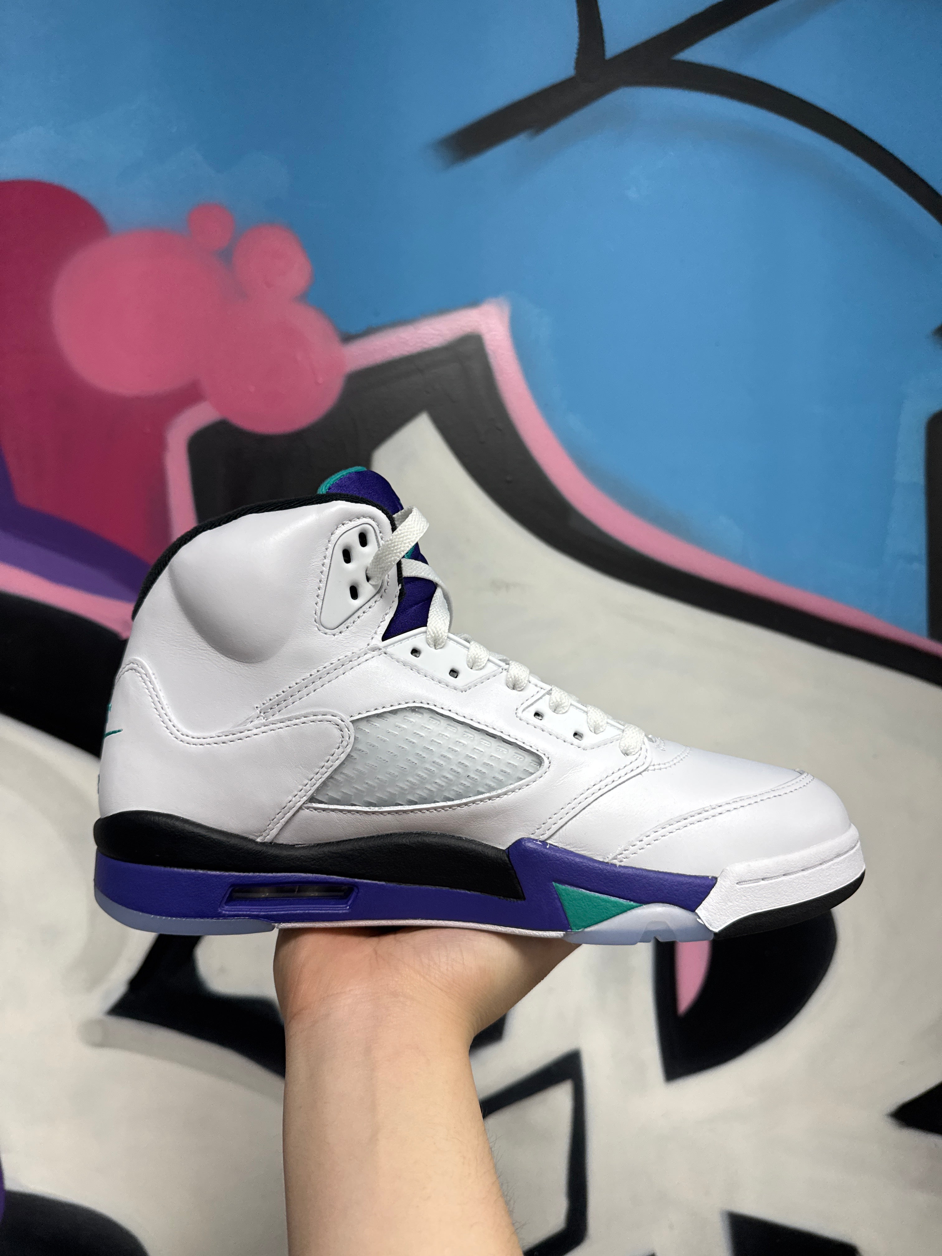 Jordan 5 Grape Sneakers