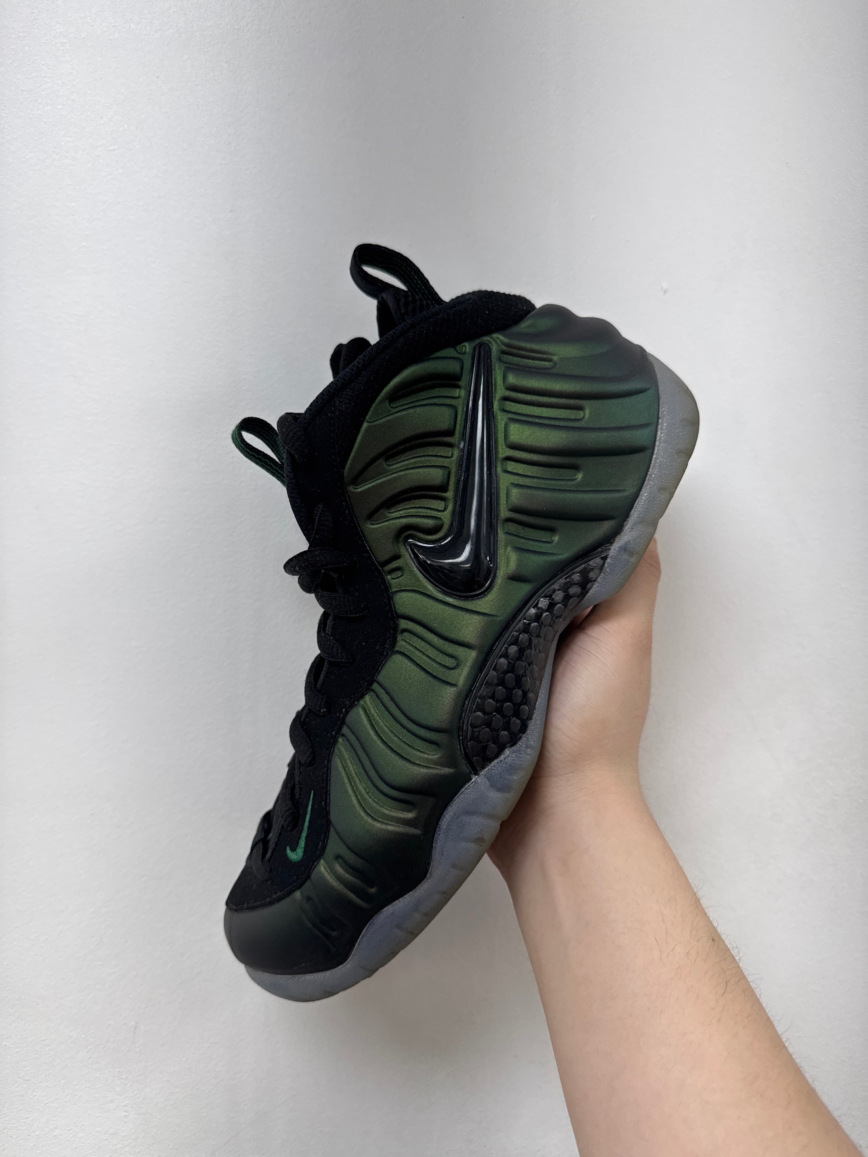 Nike Foamposite Pine Green Sneakers
