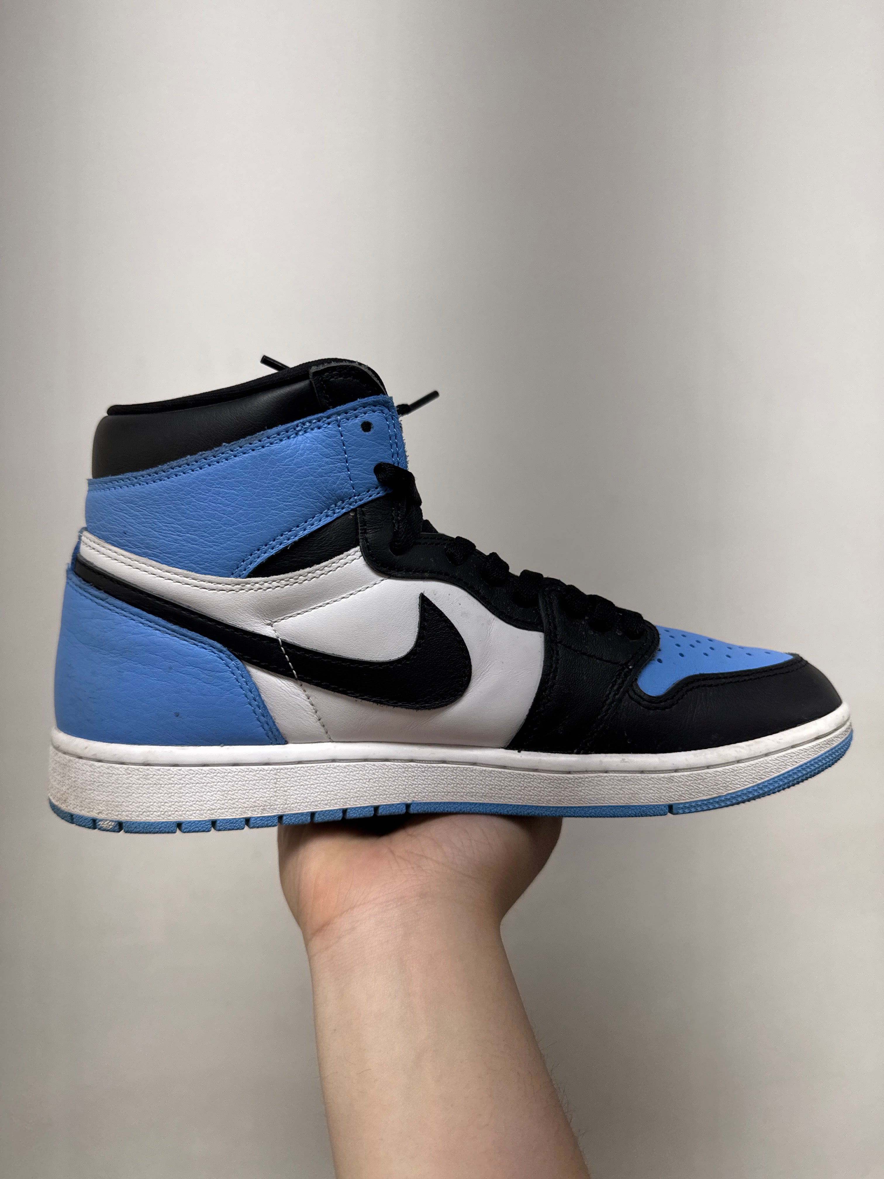 Jordan 1 UNC Toe Sneakers
