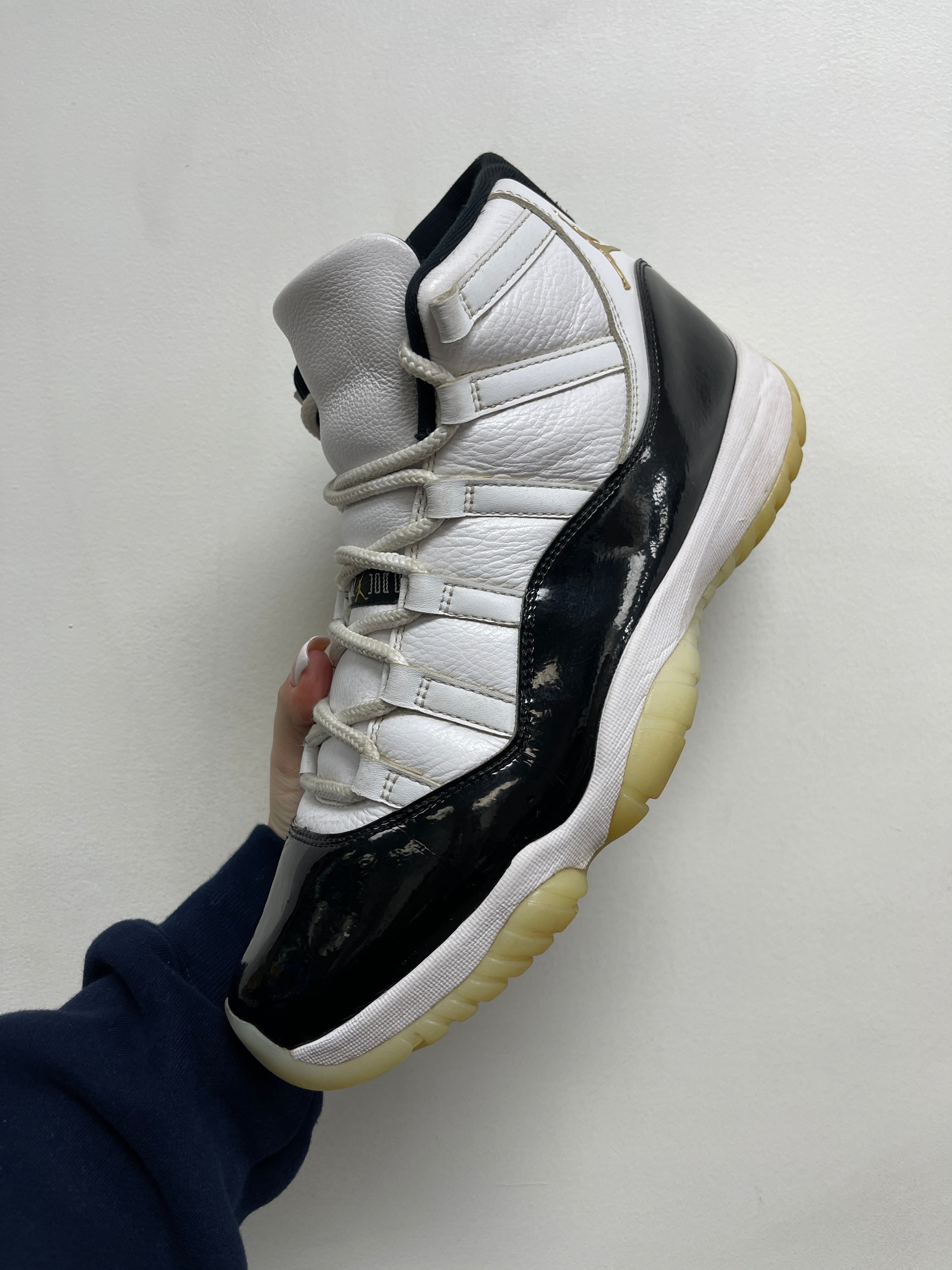 Jordan 11 DMP Sneakers