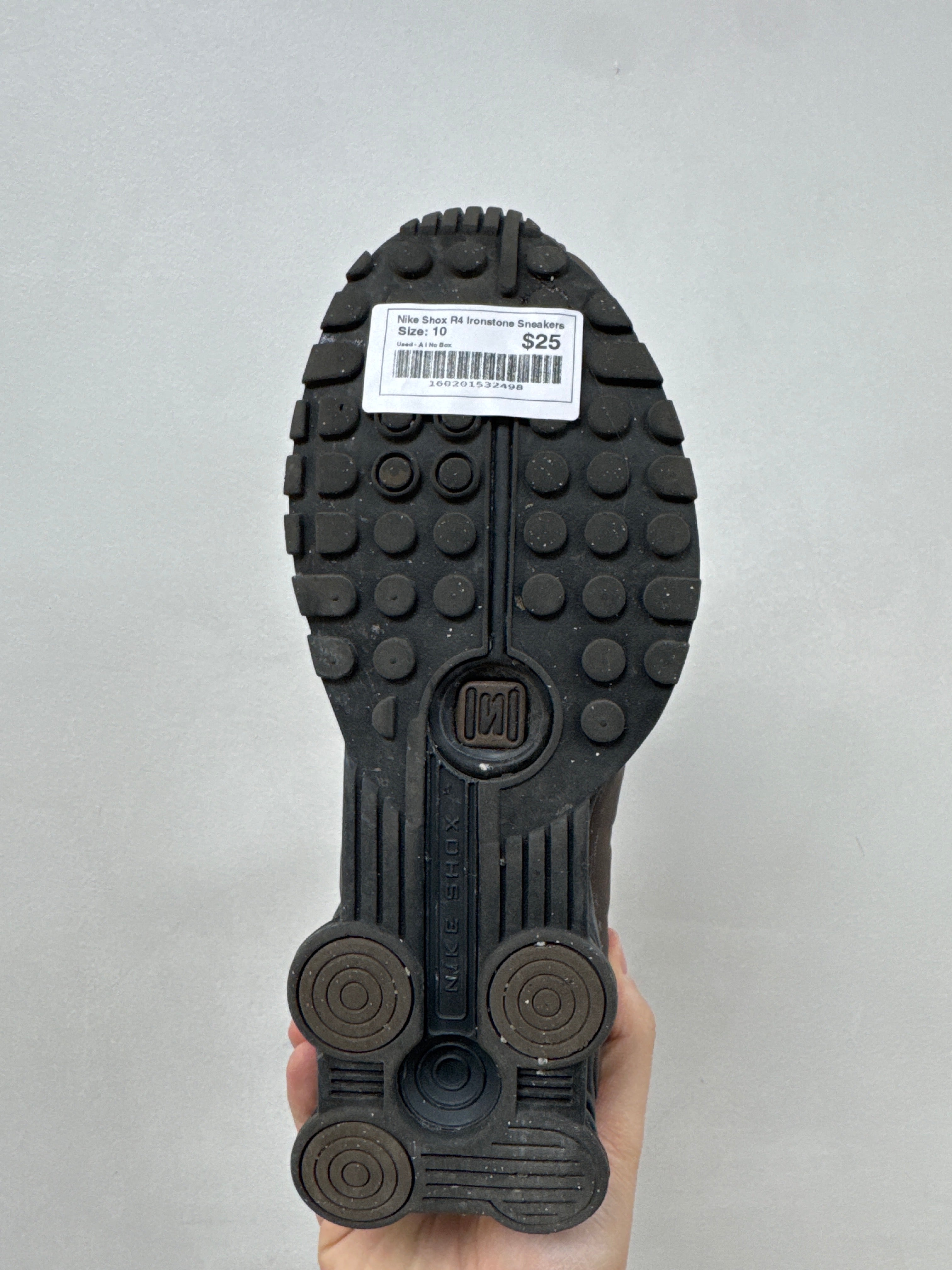 Nike Shox R4 Ironstone Sneakers