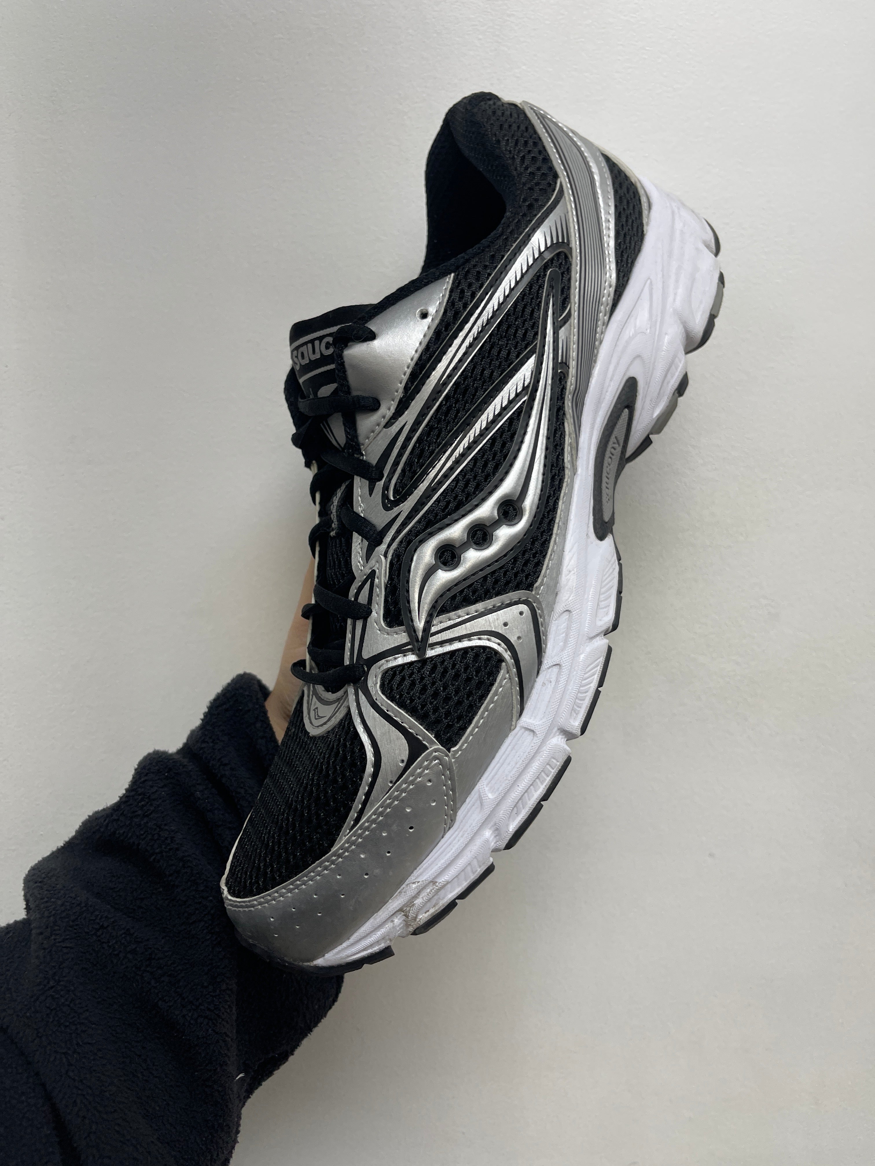Saucony Black Silver Ride Millennium Sneakers