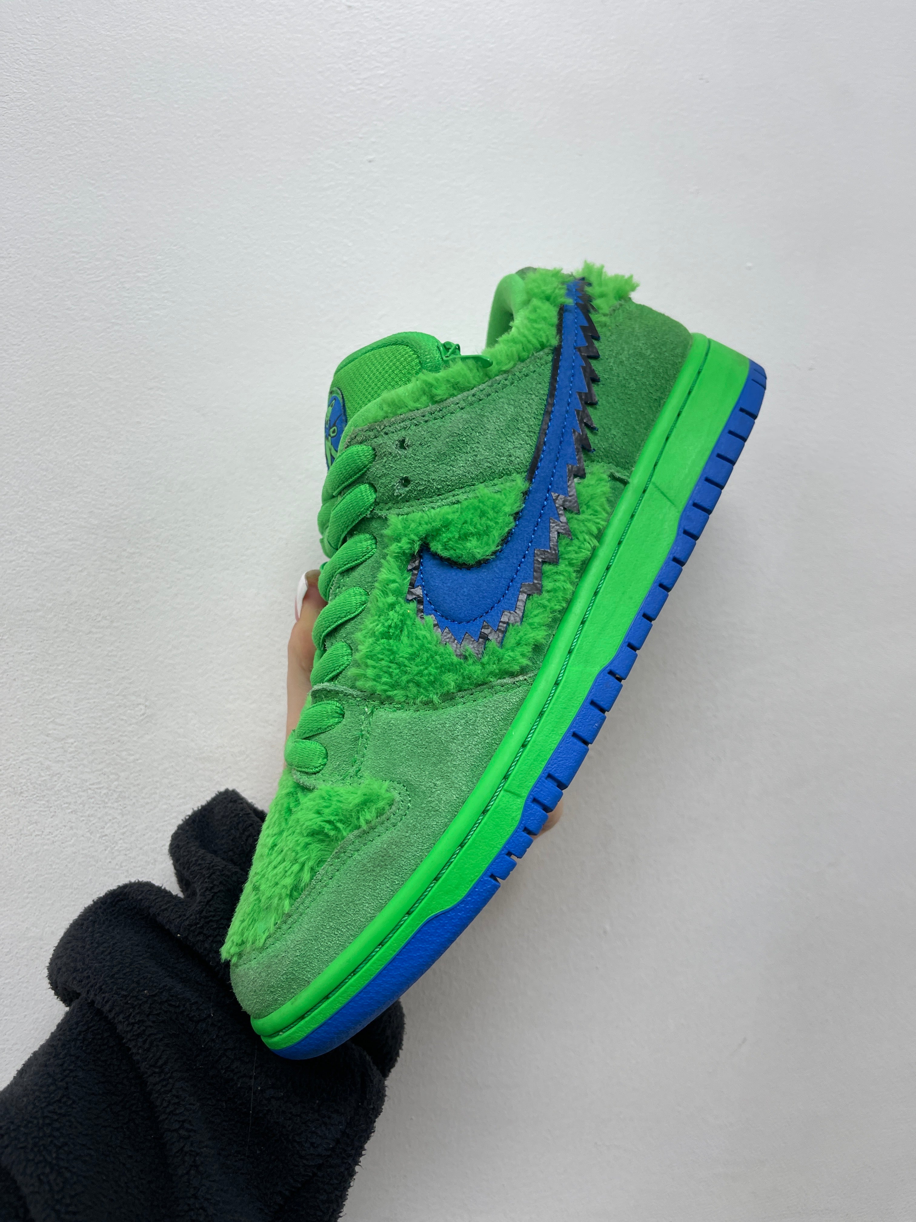 Nike SB Dunk Grateful Dead Green Blue Sneakers