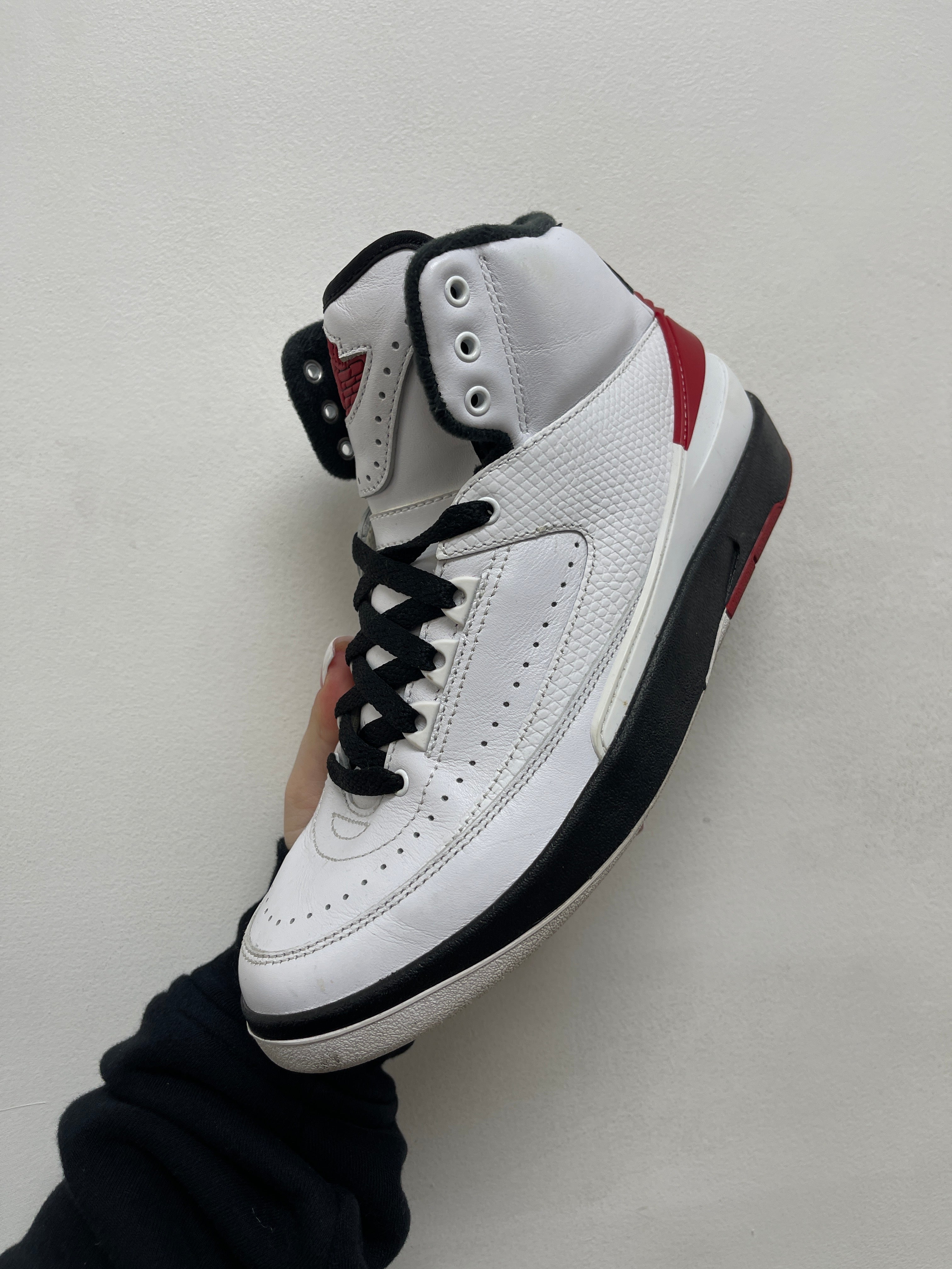 Jordan 2 Chicago Sneakers