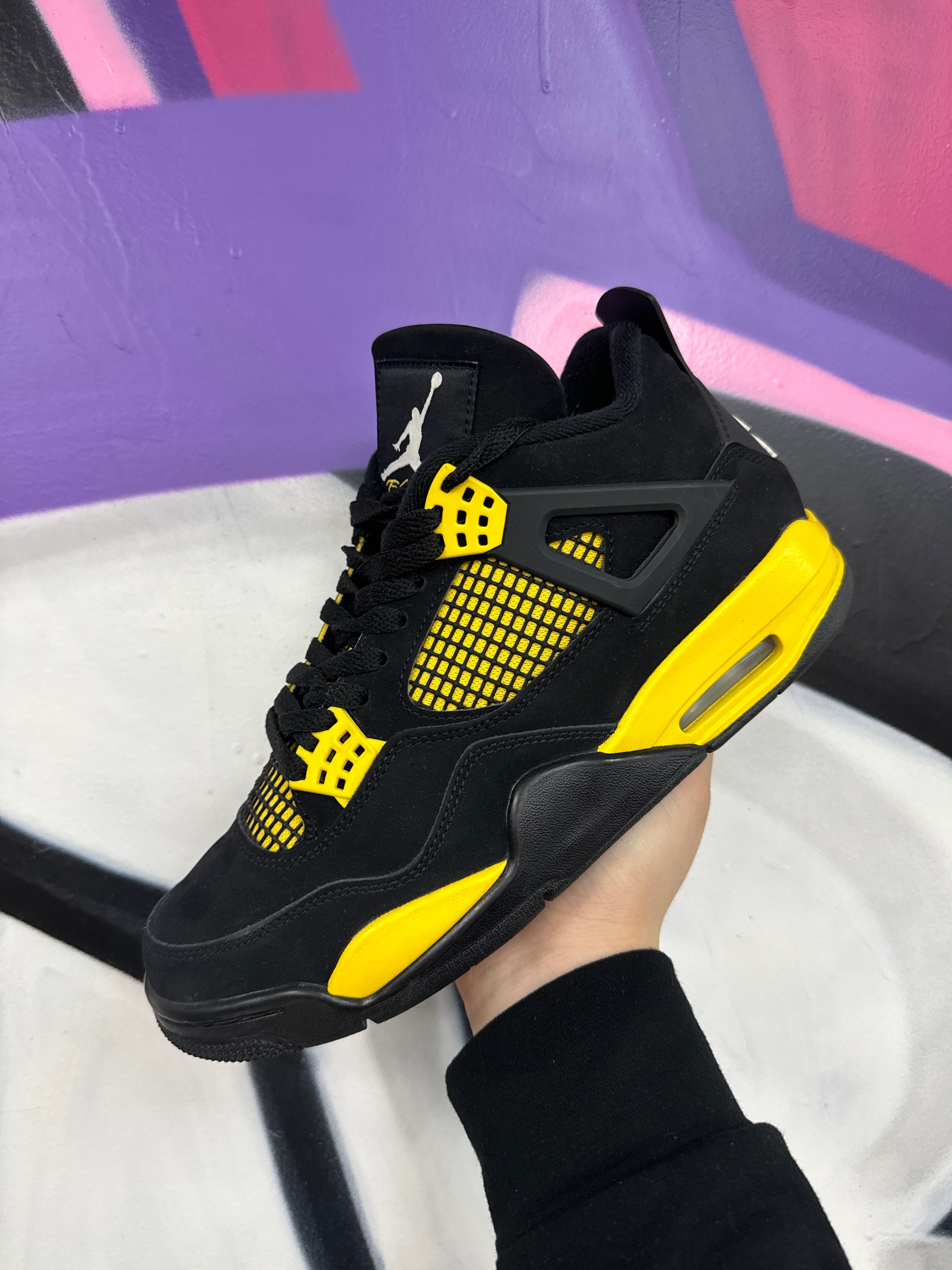 Jordan 4 Yellow Thunder Sneakers