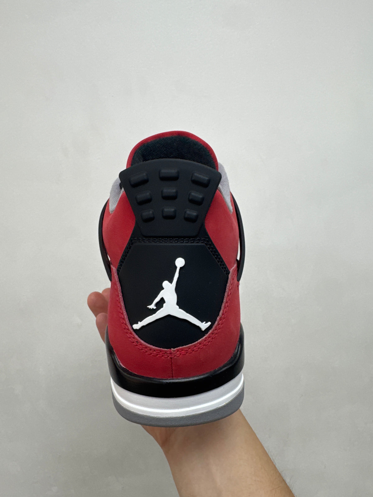 Jordan 4 Toro Sneakers
