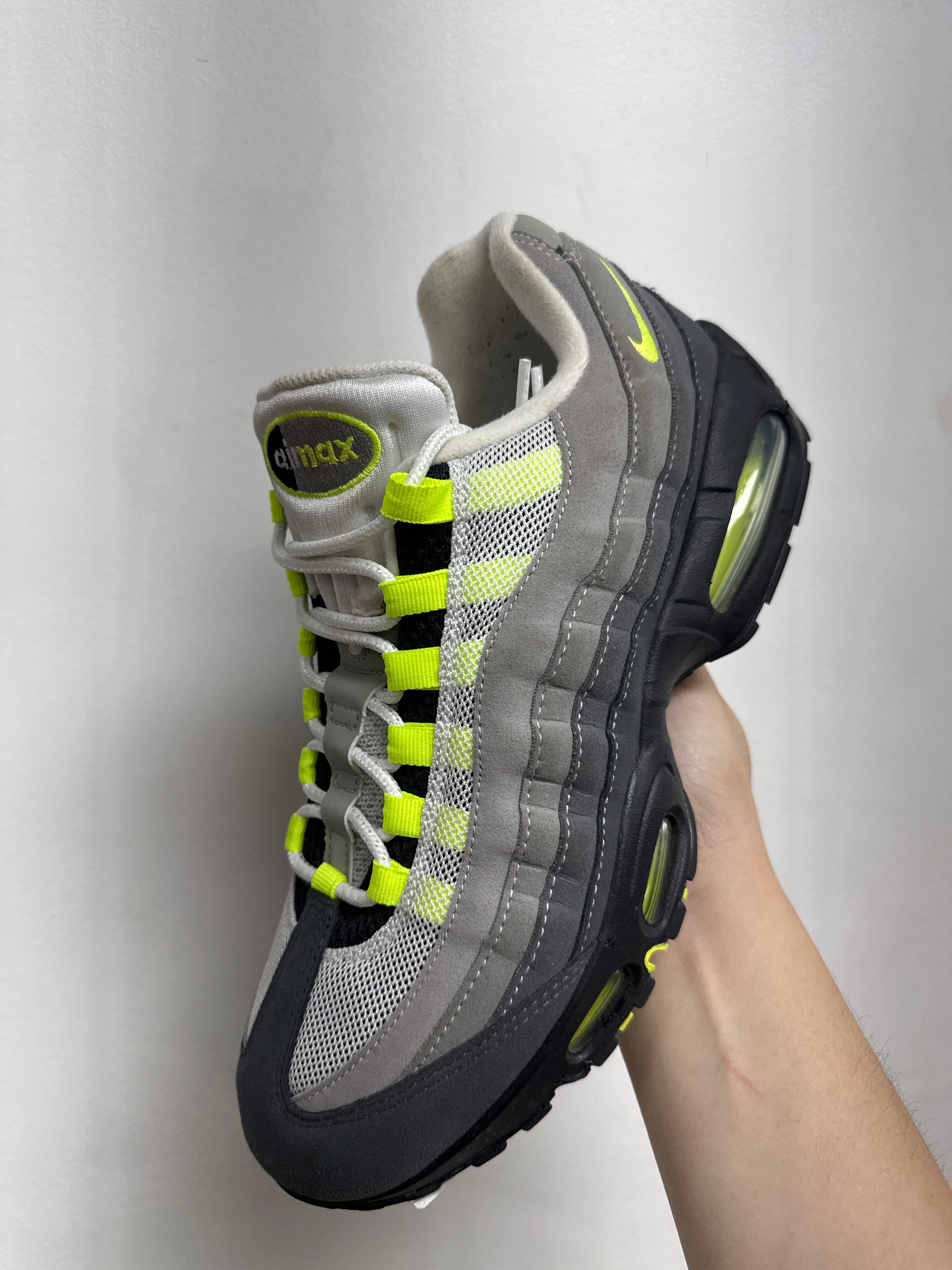 Nike AM95 Big Bubble Neon Sneakers