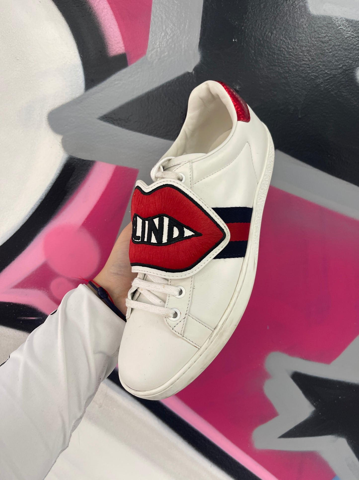 Gucci Love Blind Aces (38.5) Used With Box