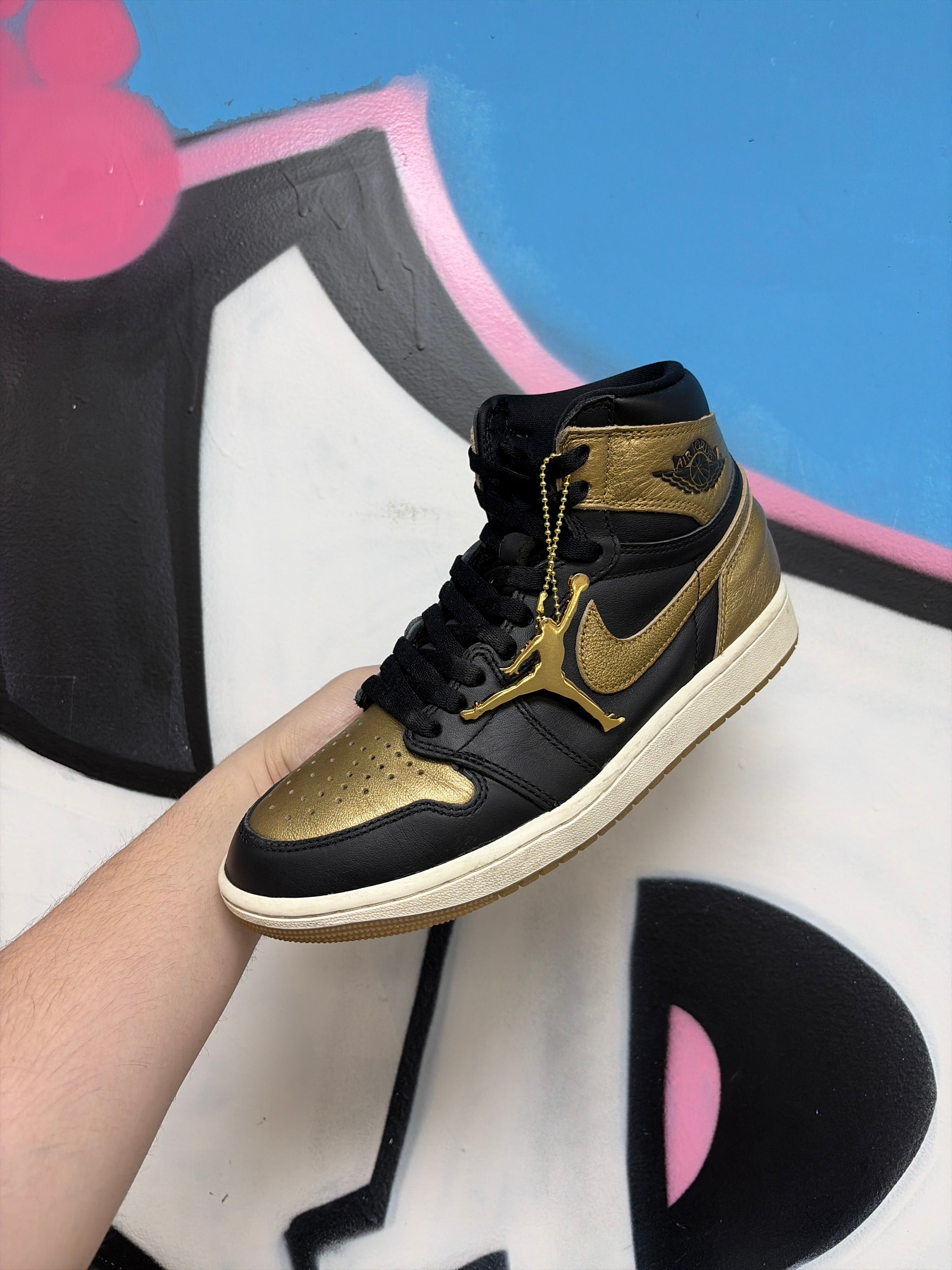 Jordan 1 Metallic Gold Sneakers