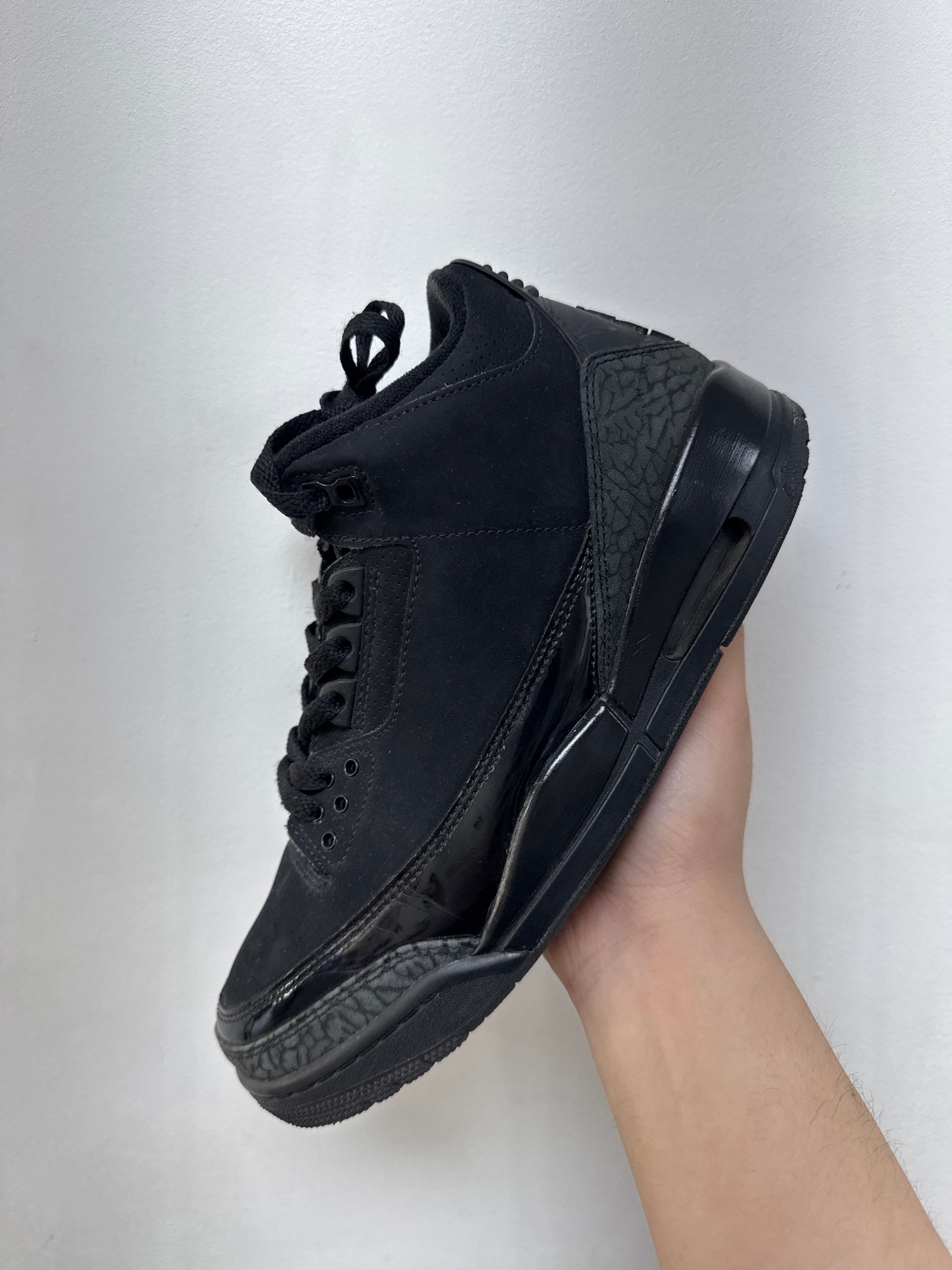 Jordan 3 Black Cat Sneakers