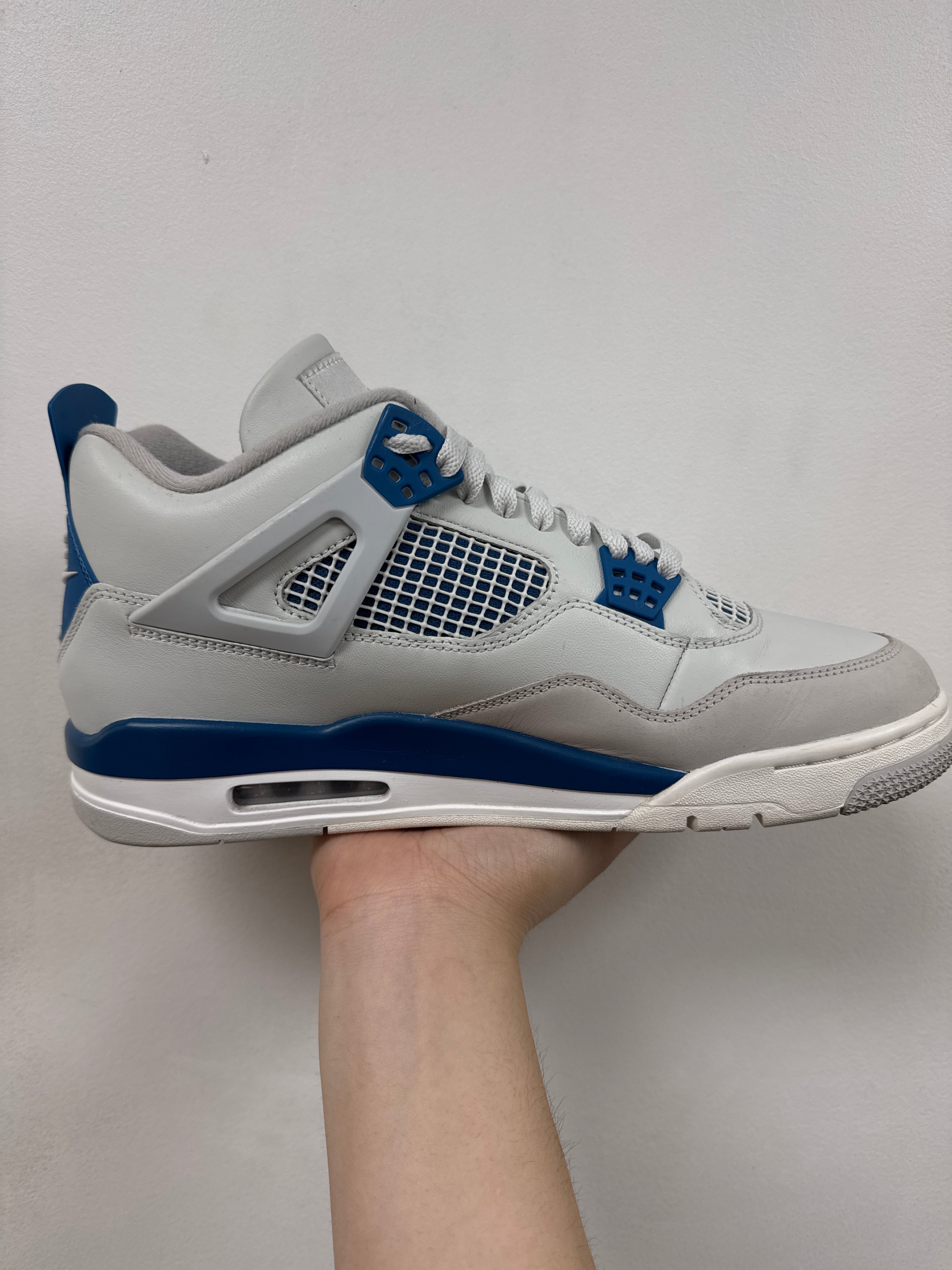 Jordan 4 Military Blue Sneakers