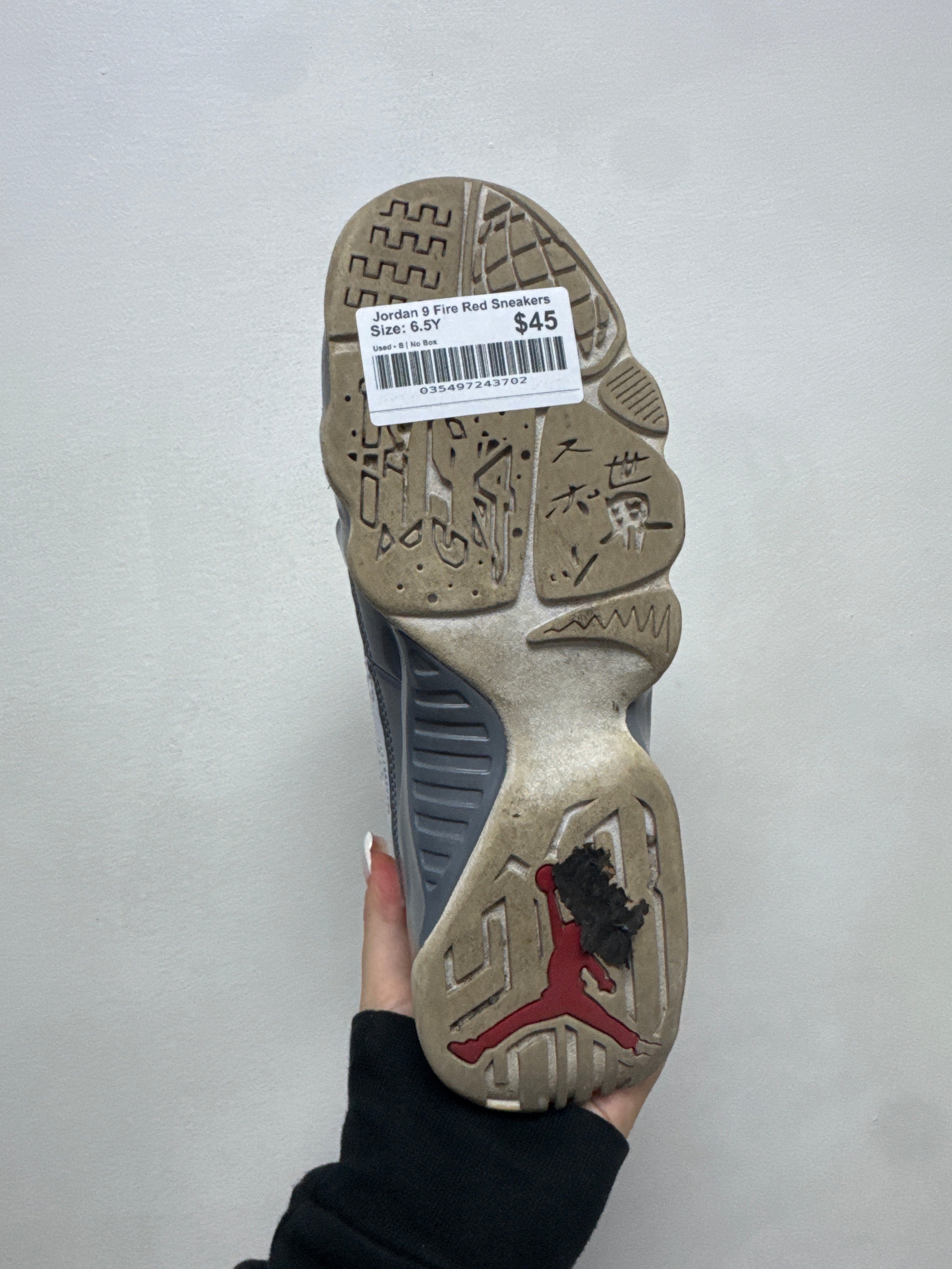 Jordan 9 Fire Red Sneakers