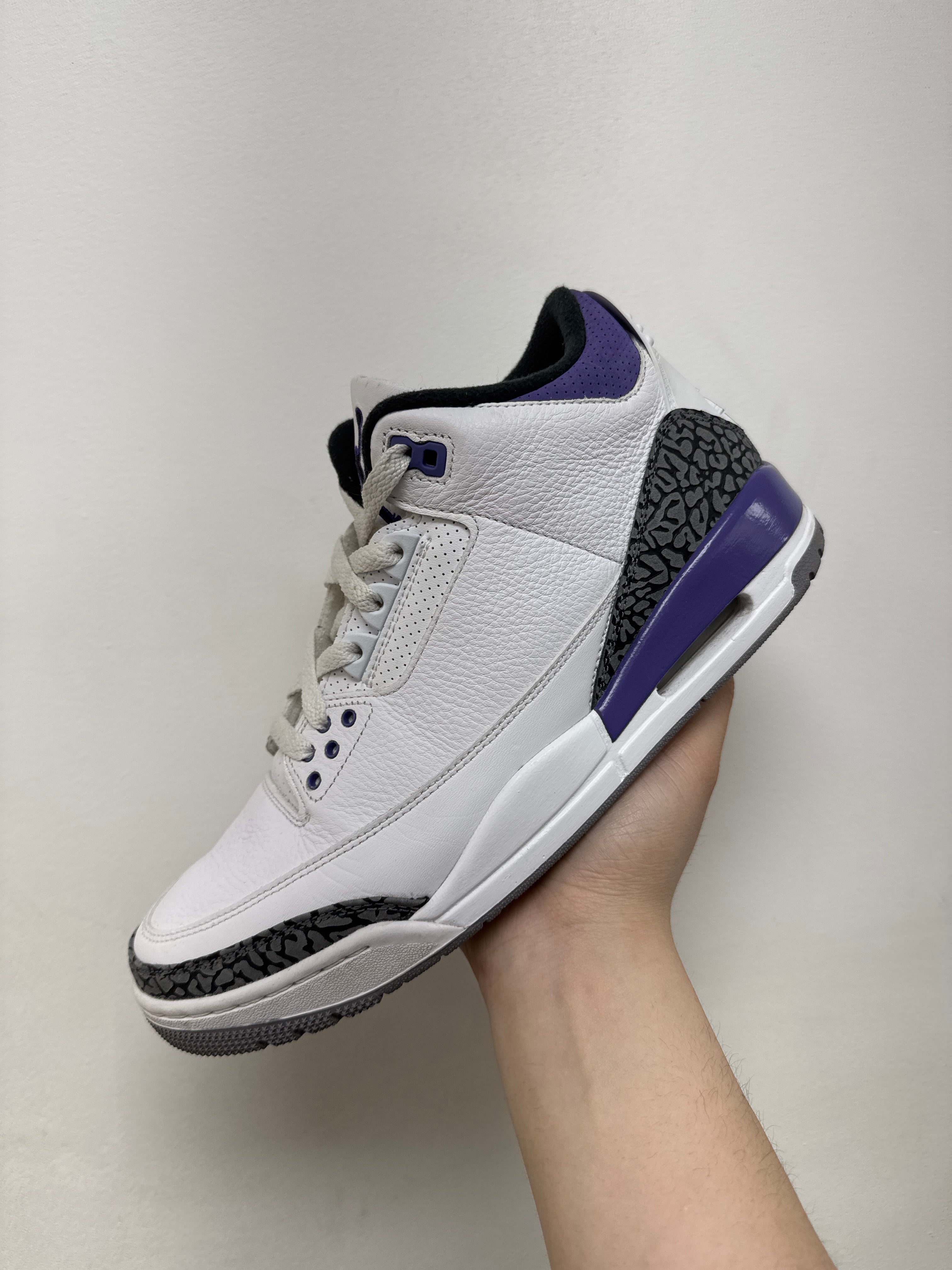 Jordan 3 Dark Iris Sneakers