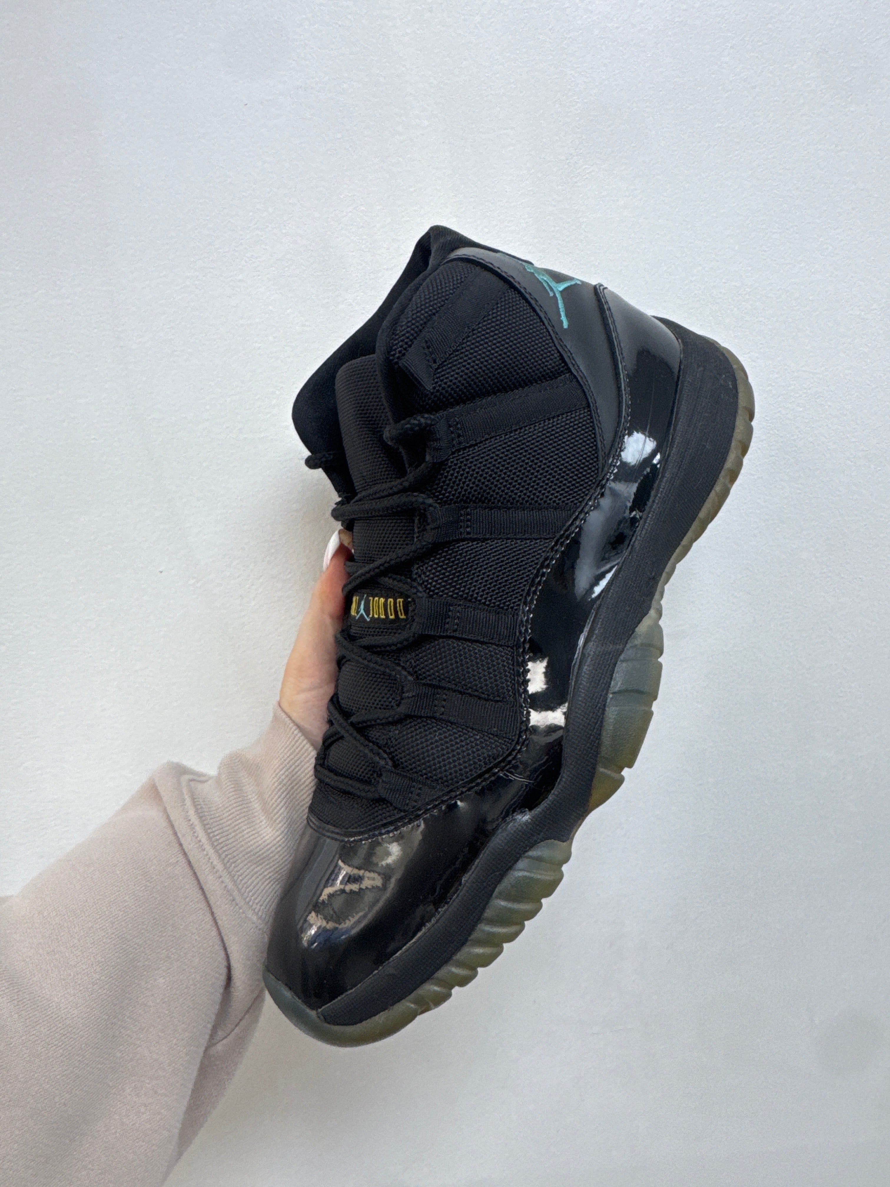 Jordan 11 Gamma (2013) Sneakers