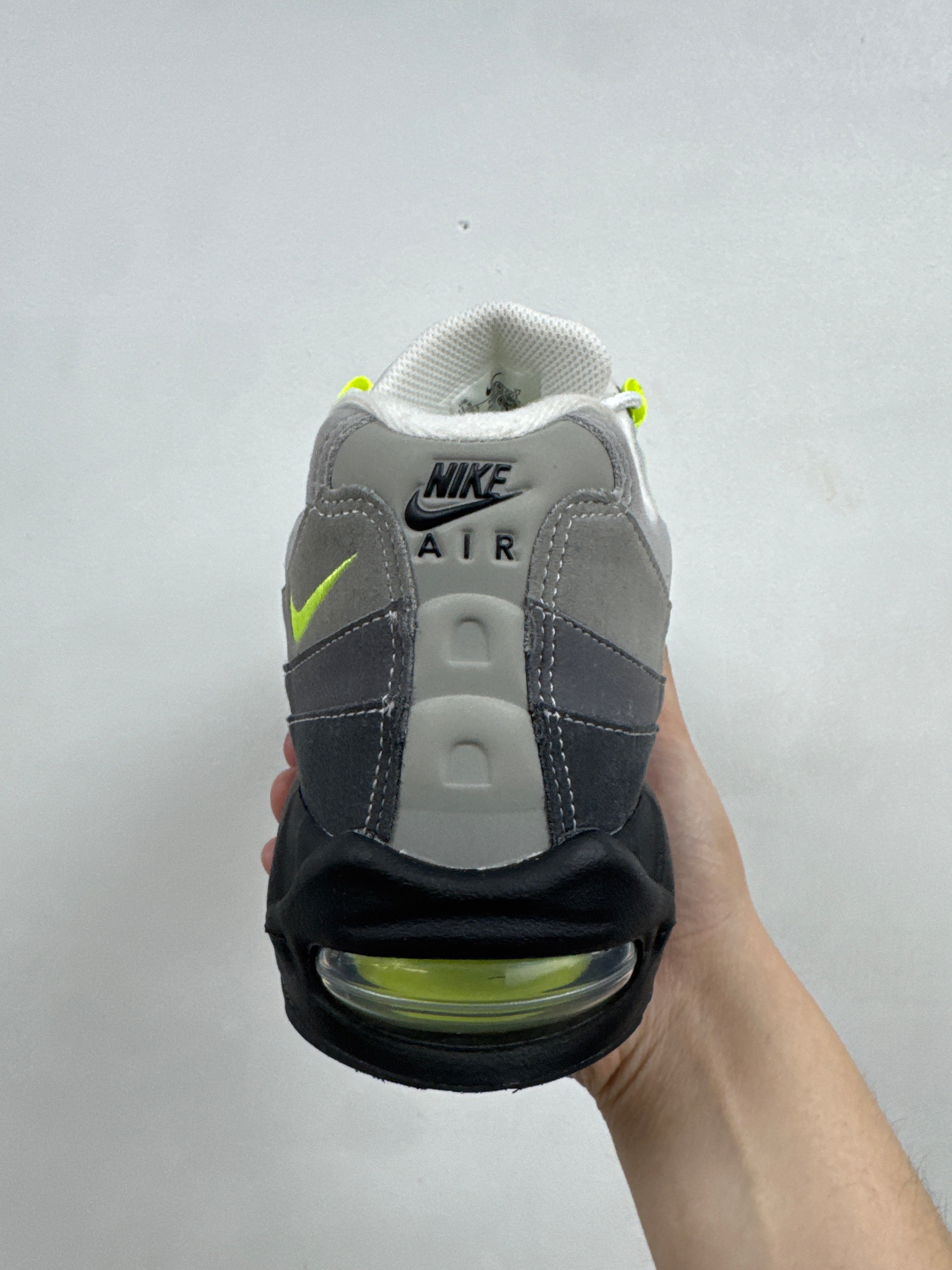 Nike AM95 Neon Sneakers