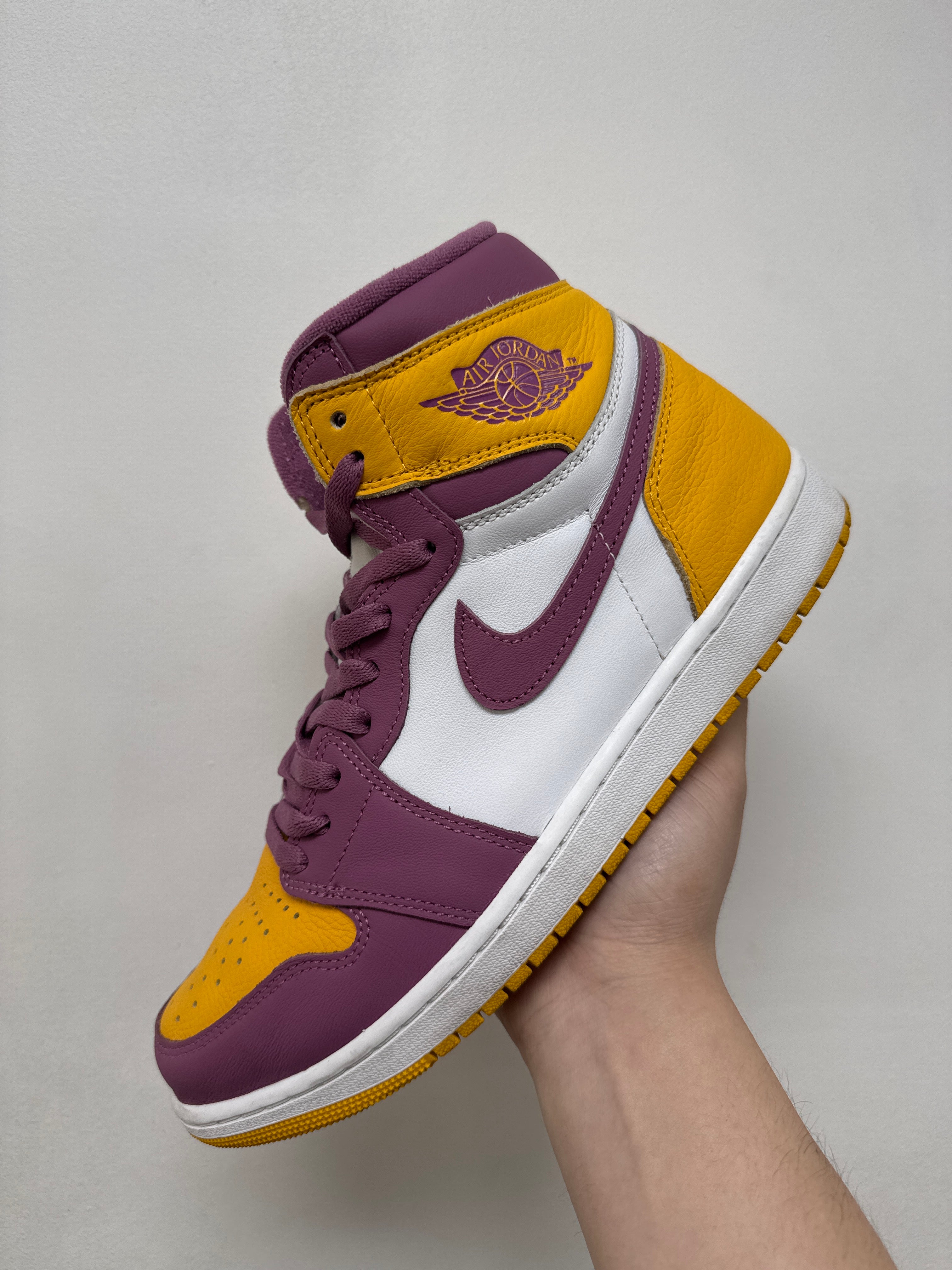 Nike 1 Brotherhood Sneakers
