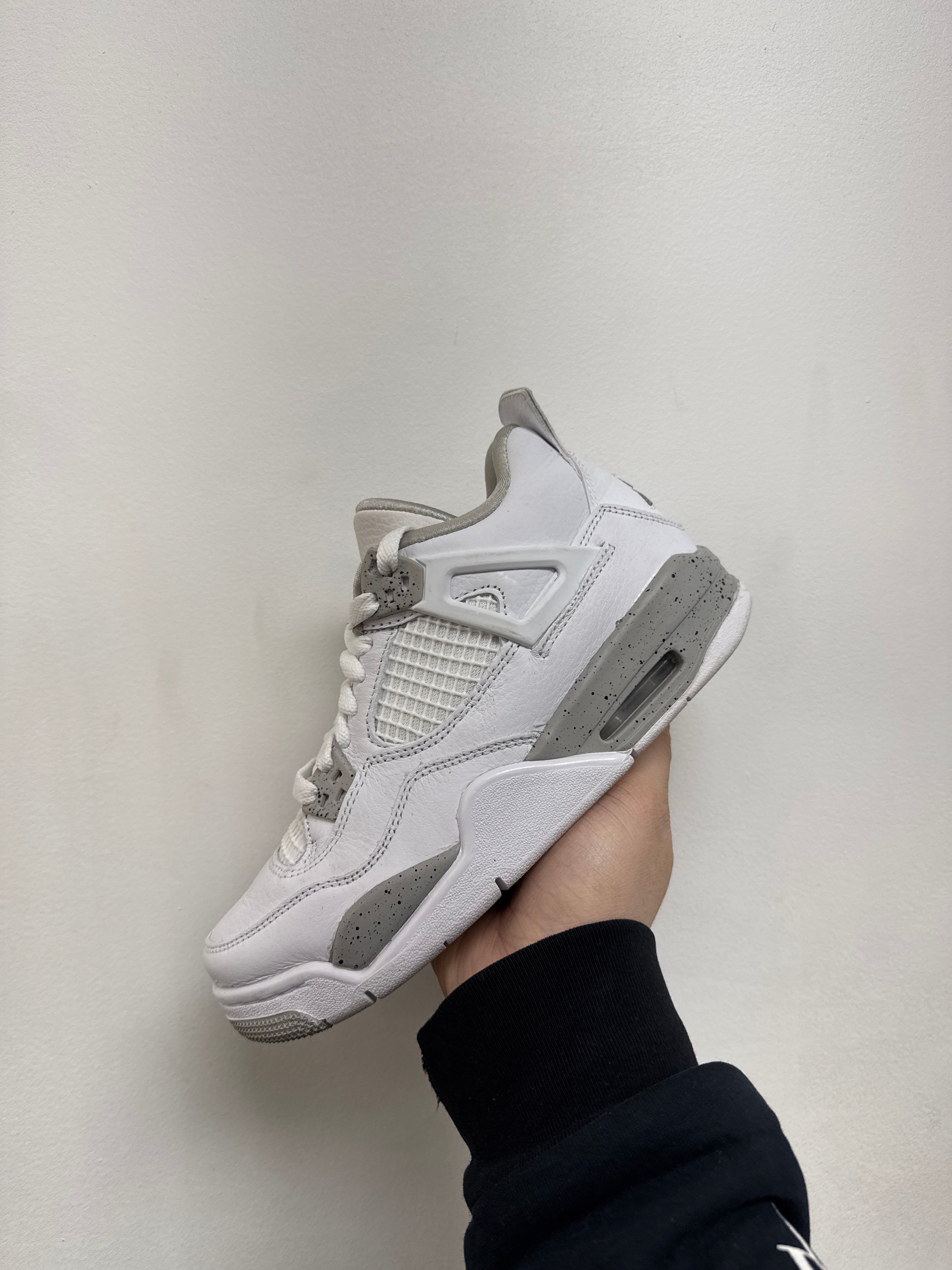 Jordan 4 Oreo Sneakers