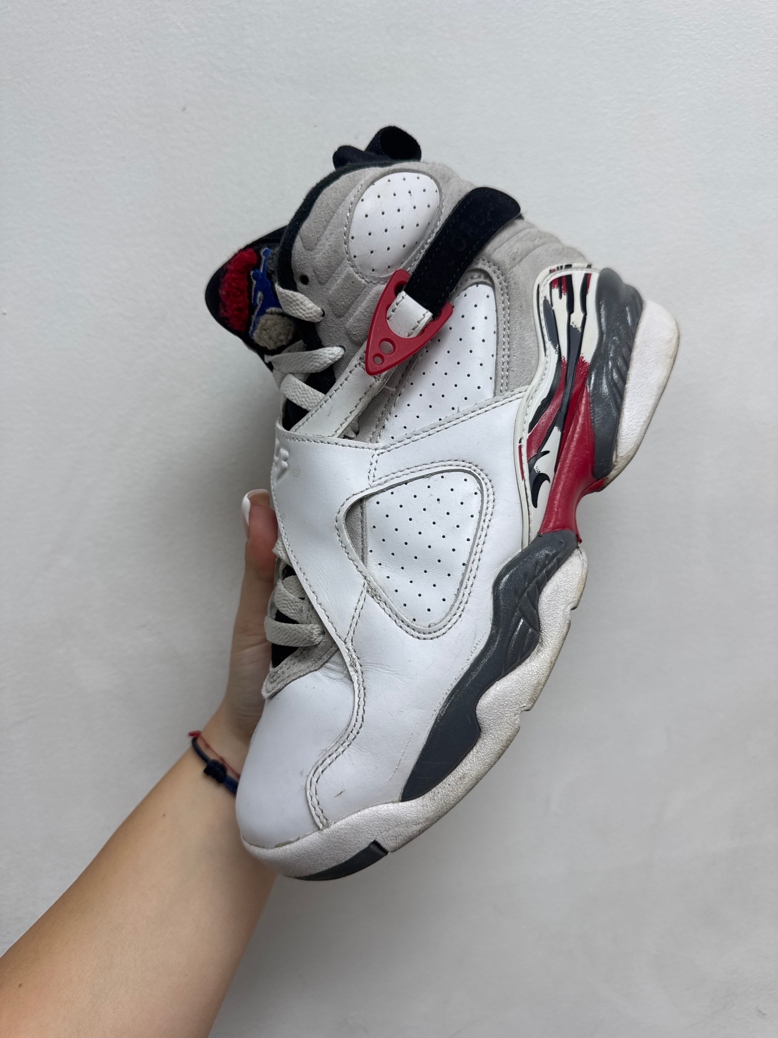 Jordan 8 Bugs Bunny Sneakers