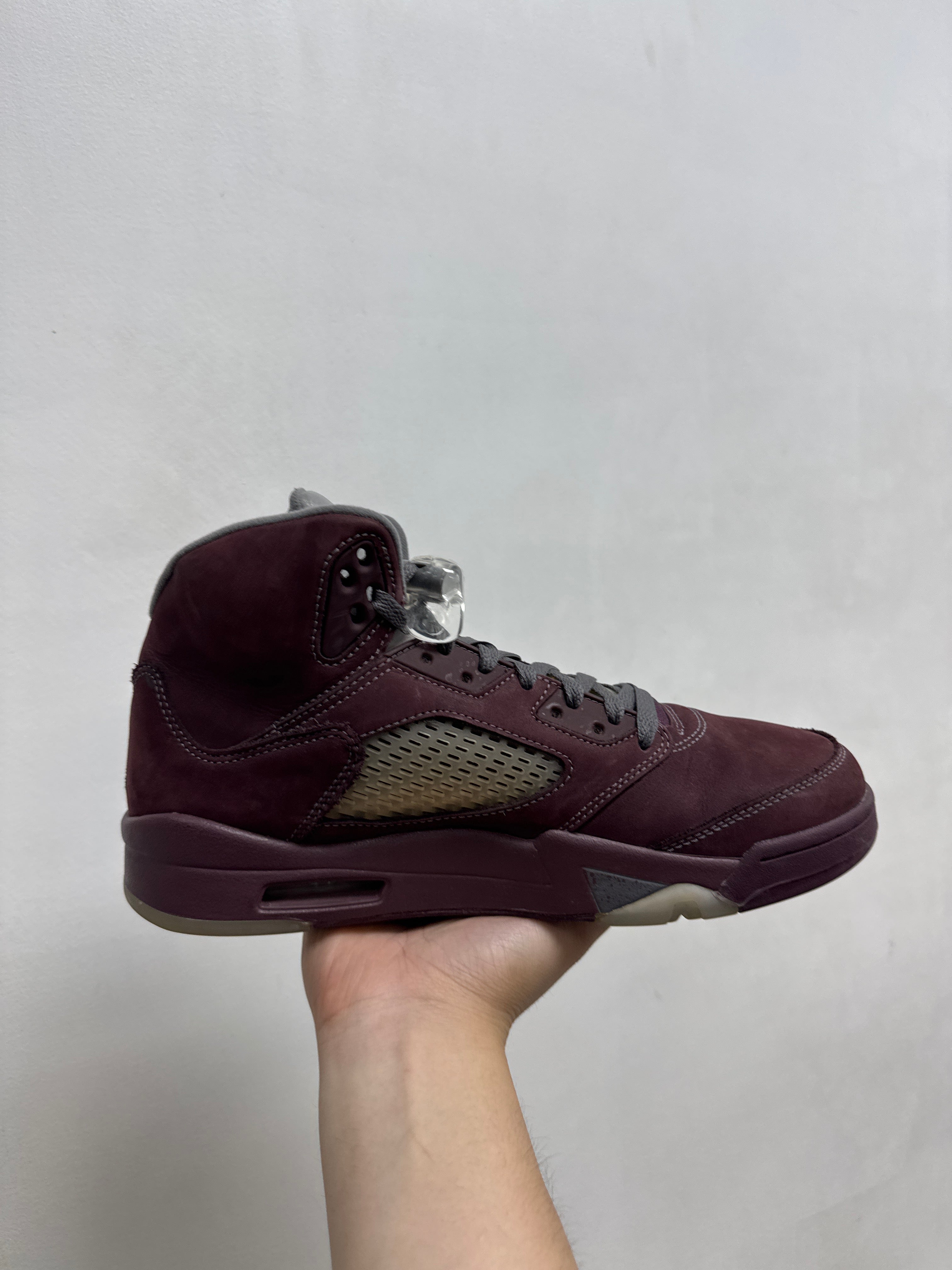 Jordan 5 Burgundy Sneakers