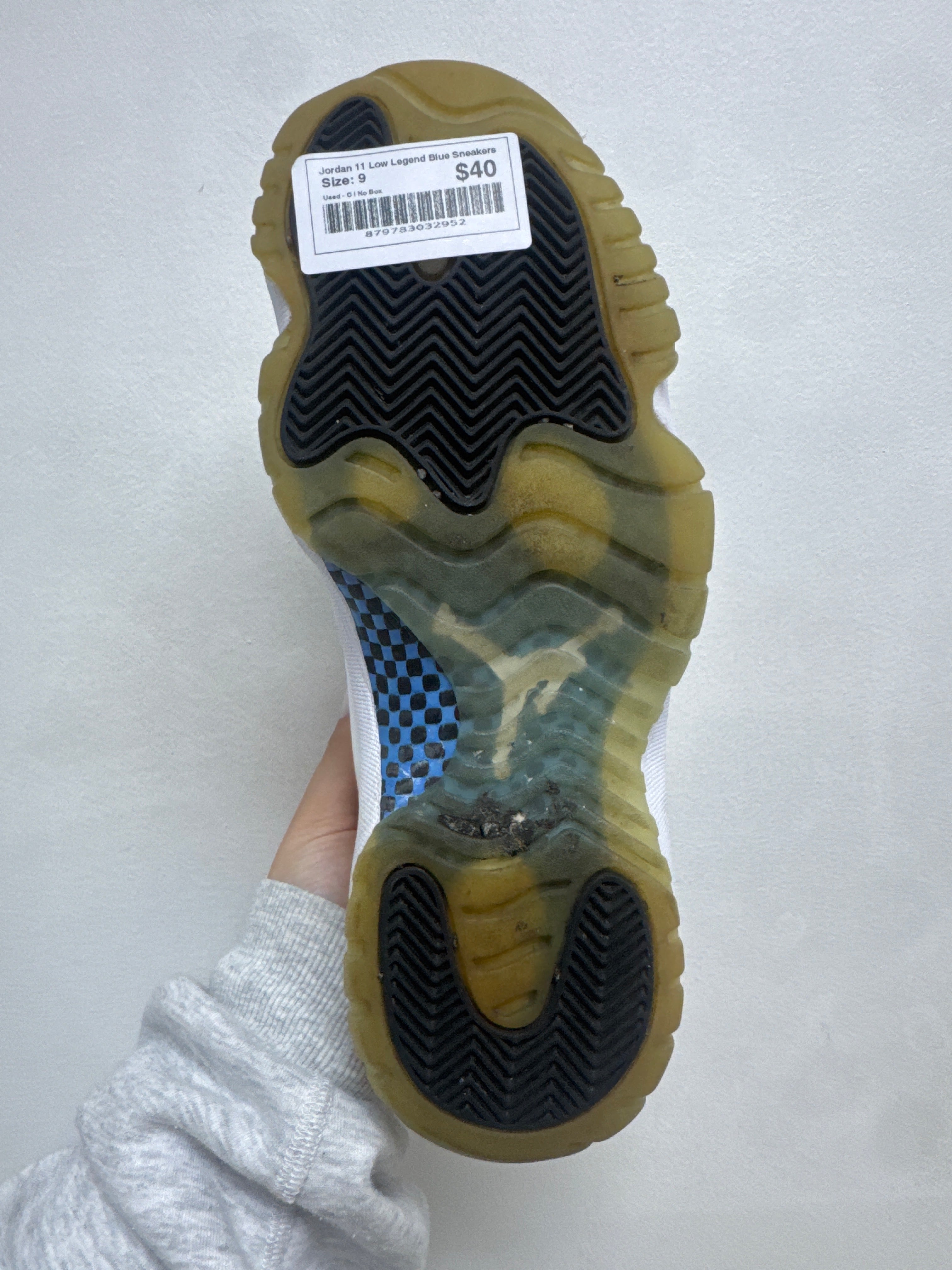Jordan 11 Low Legend Blue Sneakers