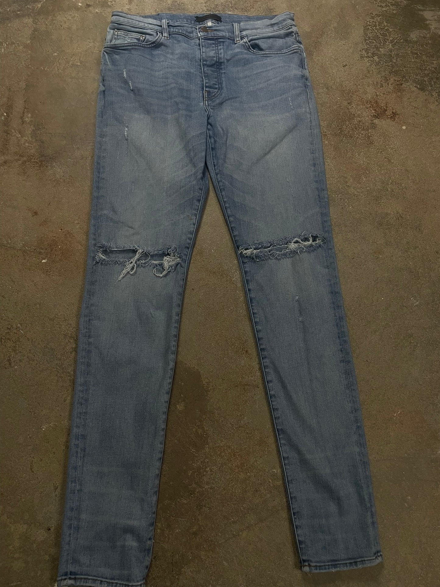 Amiri Plain Thrasher Light Wash Used 36