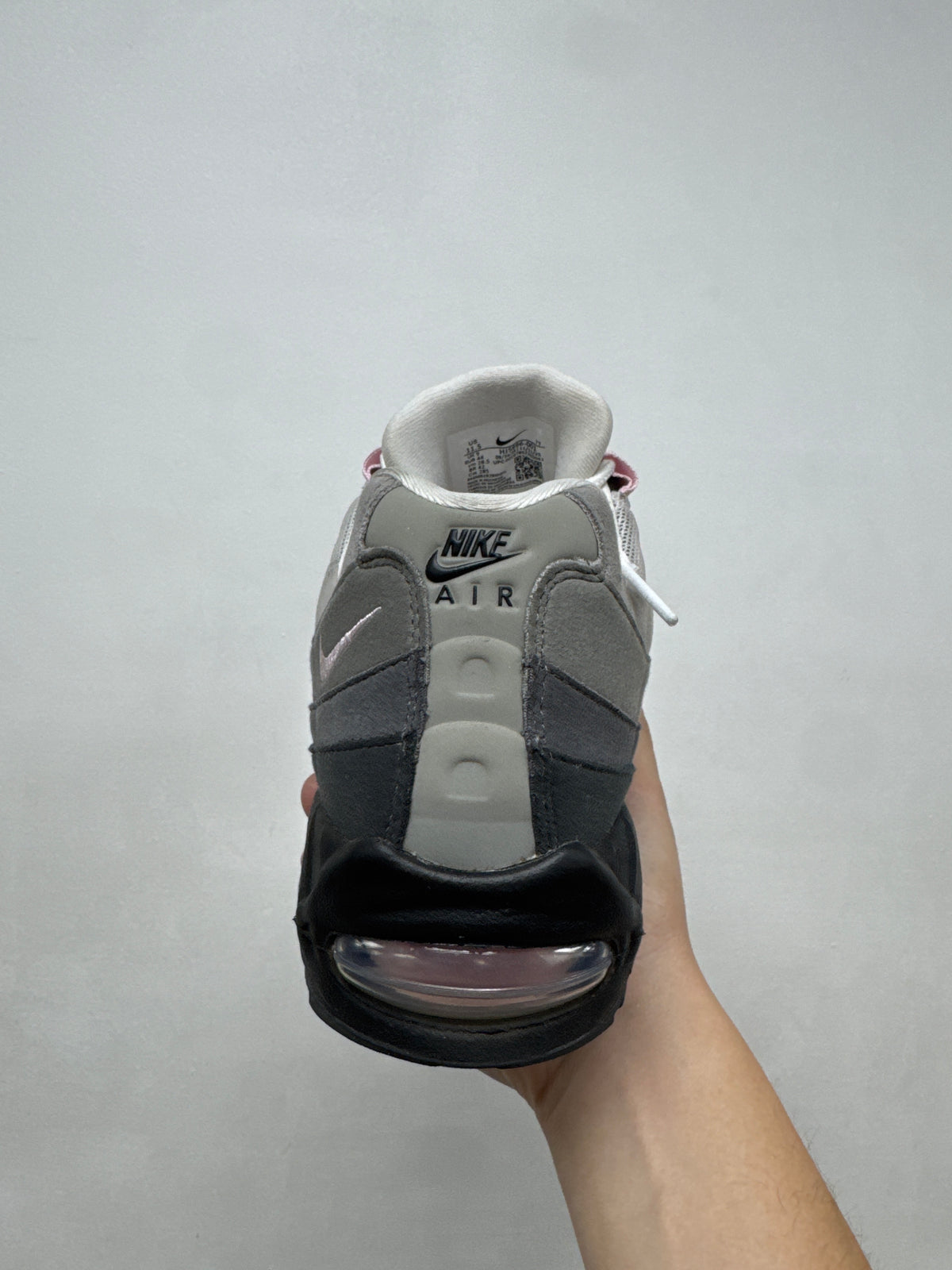 Nike AM95 Soft Pink Sneakers