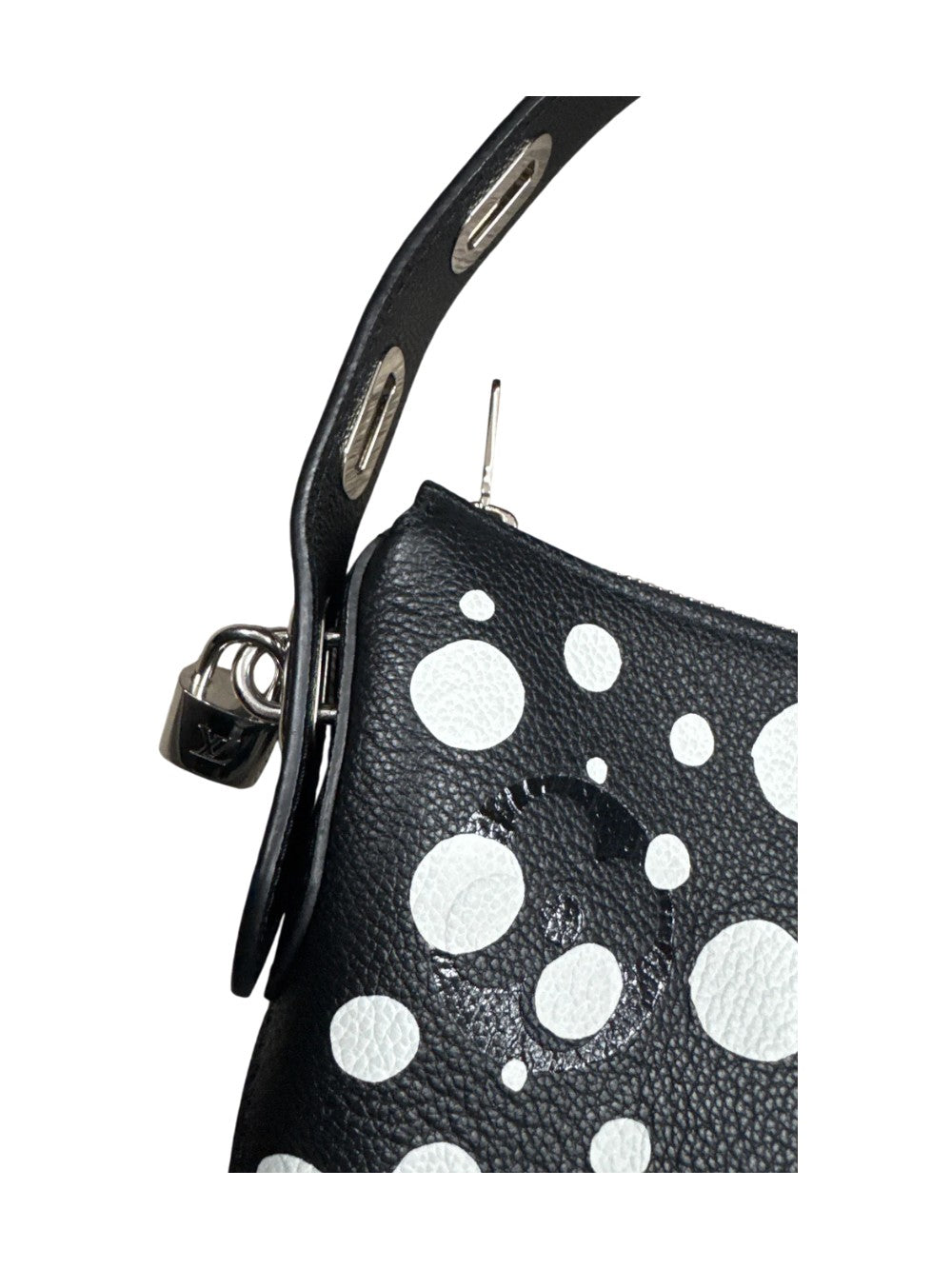 Louis Vuitton "Empreinte Marshmallow Hobo PM" Black & White Bag