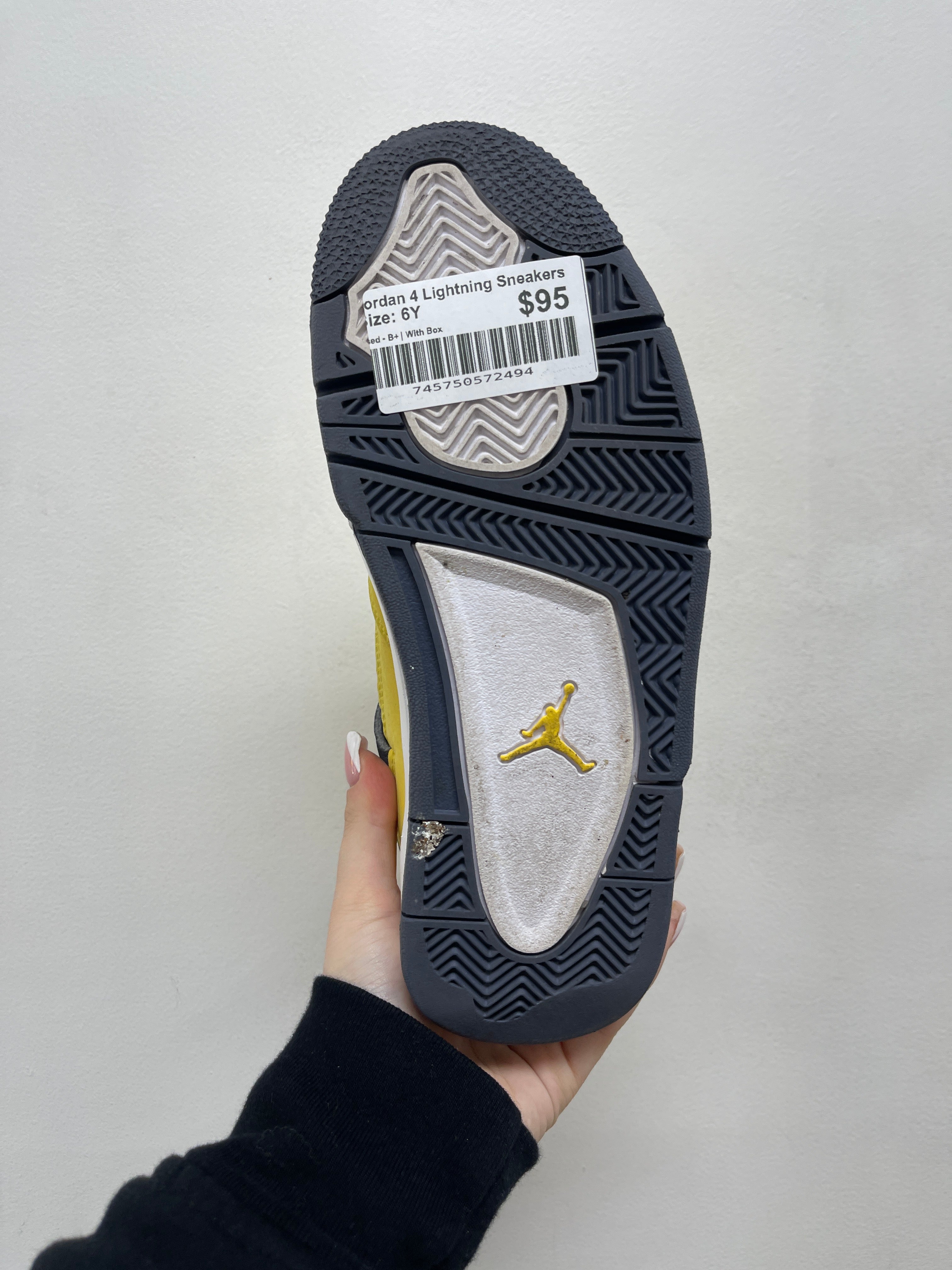 Jordan 4 Lightning Sneakers