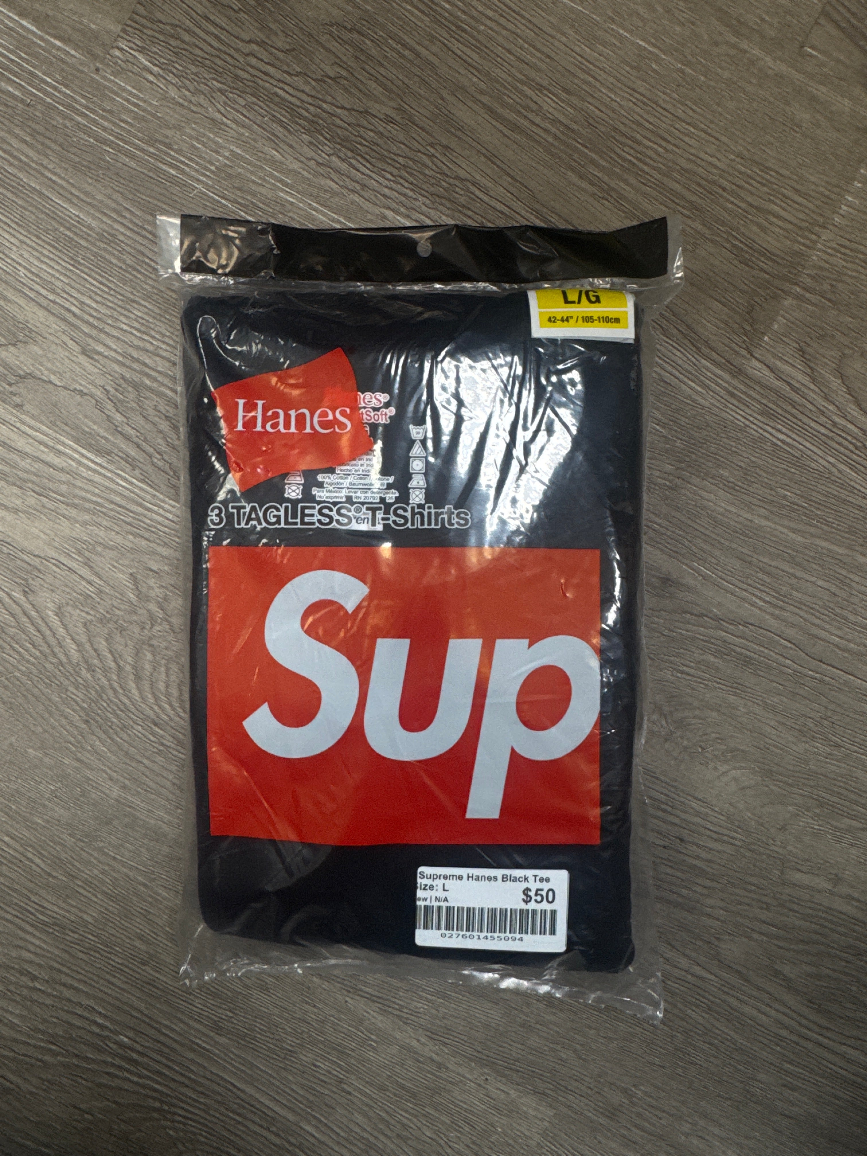 Supreme Hanes Black Tee