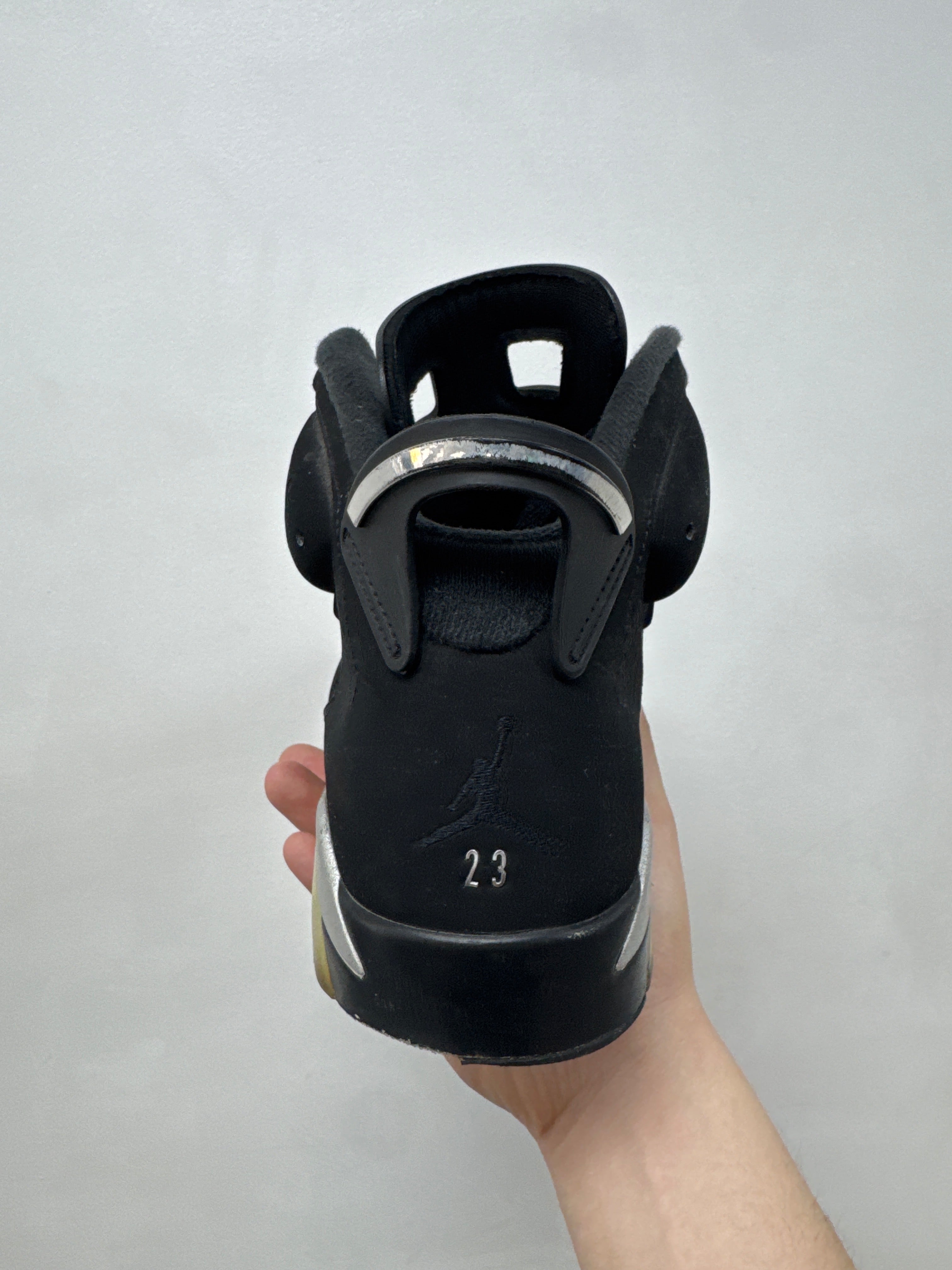 Jordan 6 Chrome Sneakers