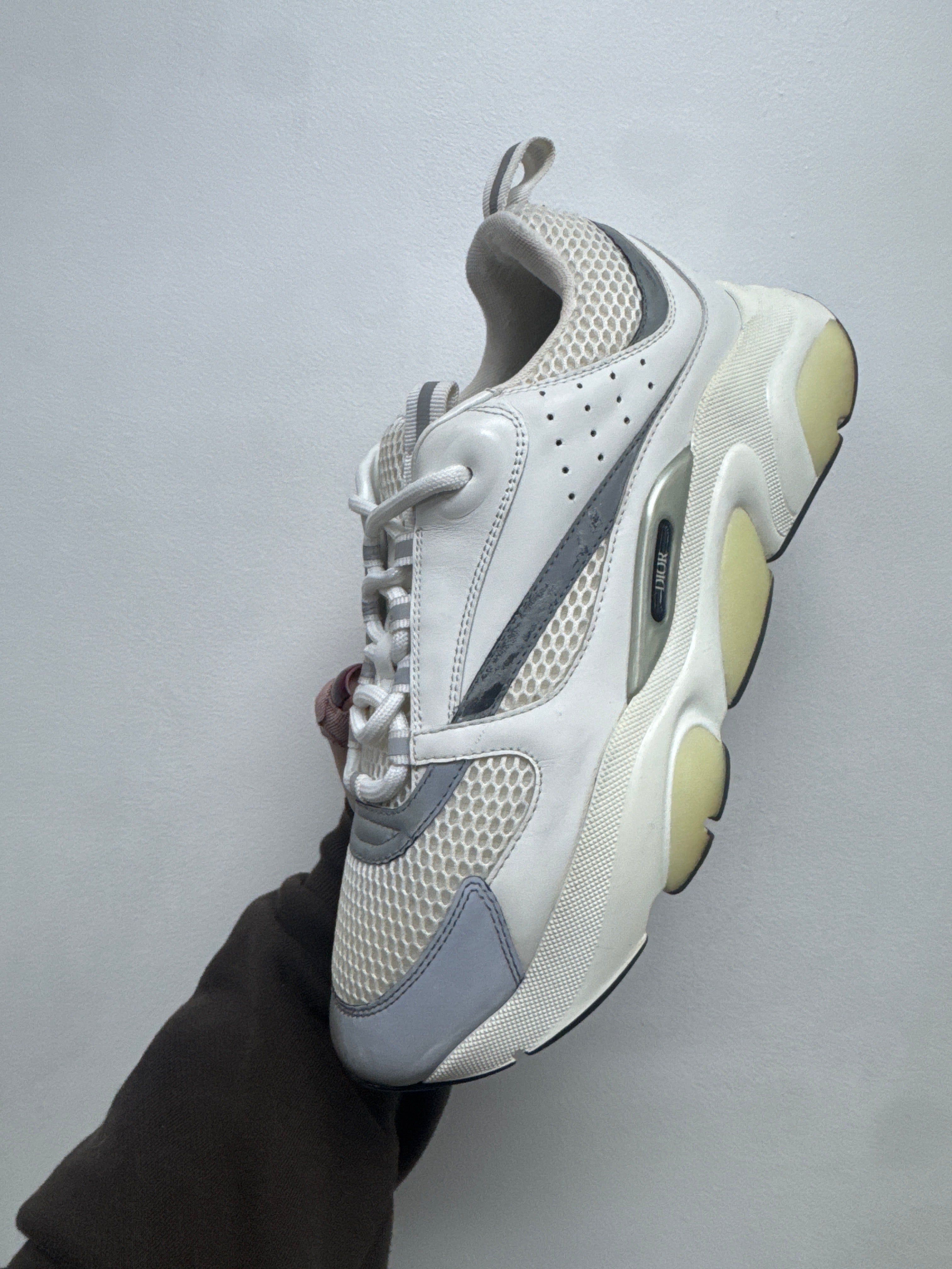 Dior B22 White Used No Box