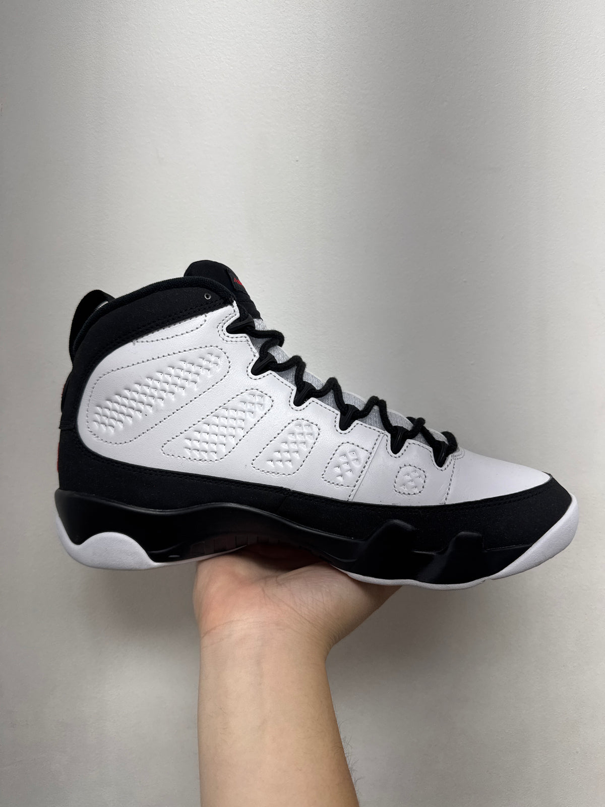 Jordan 9 Space Jam Sneakers