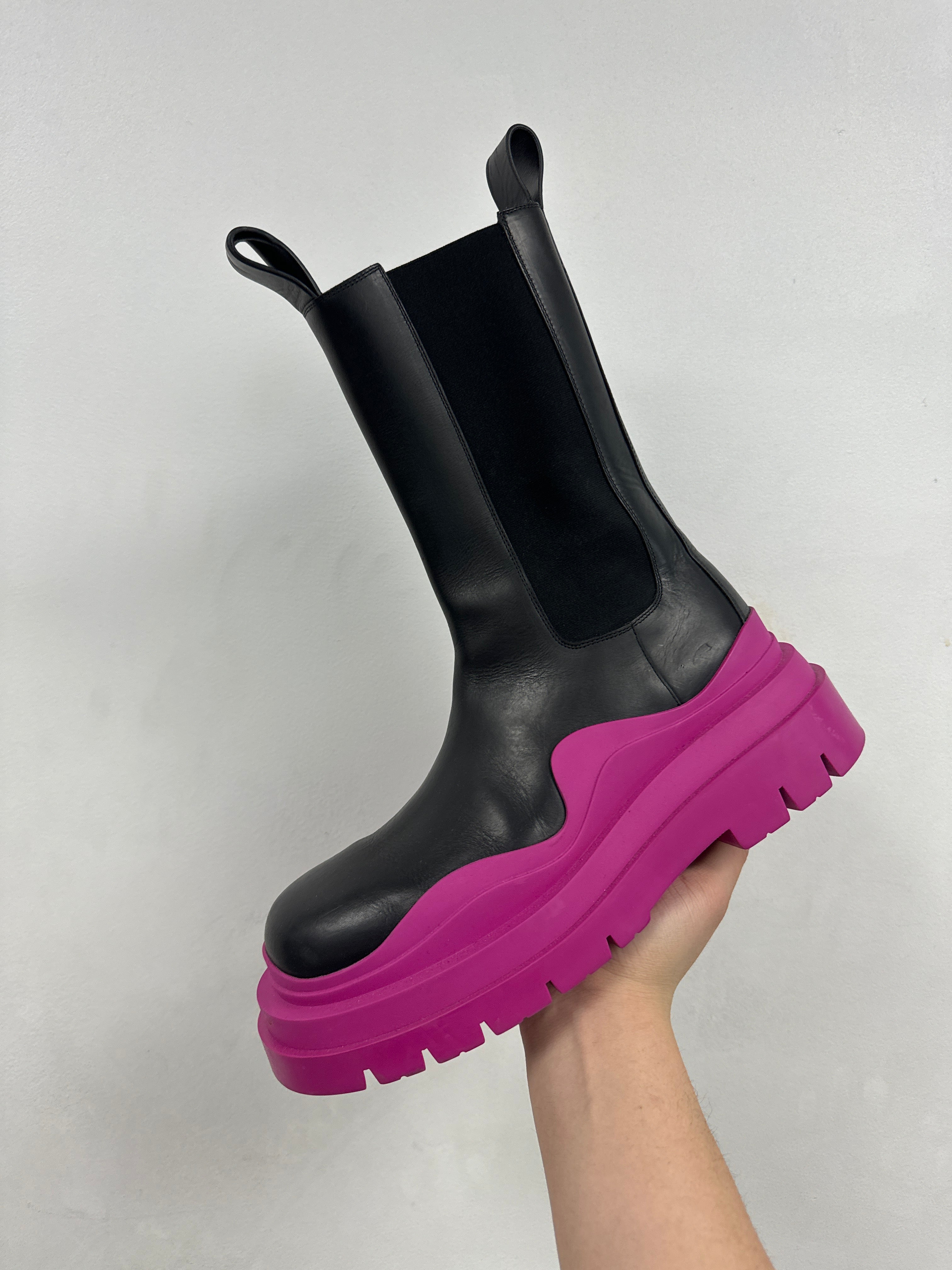 Bottega Veneta Black Pink Boots Sneakers