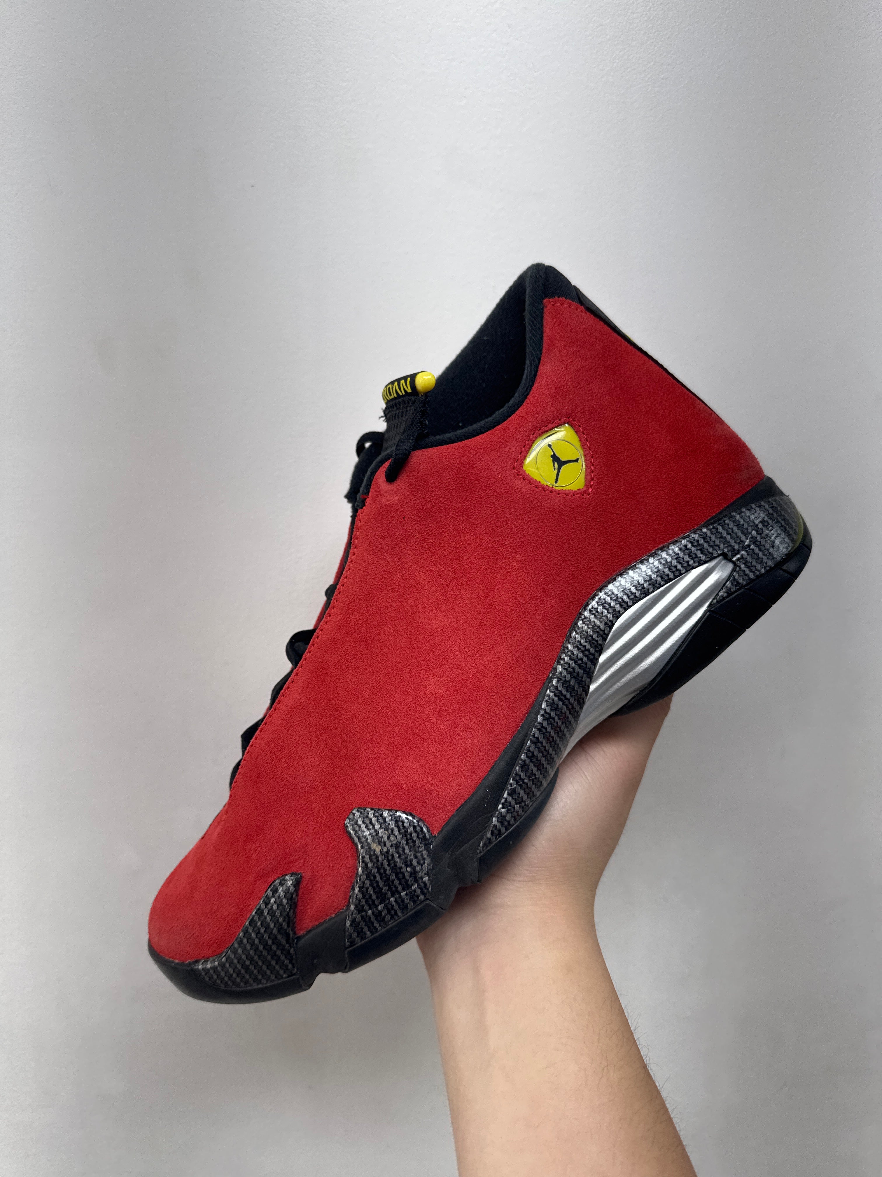 Jordan 14 Ferarri Sneakers
