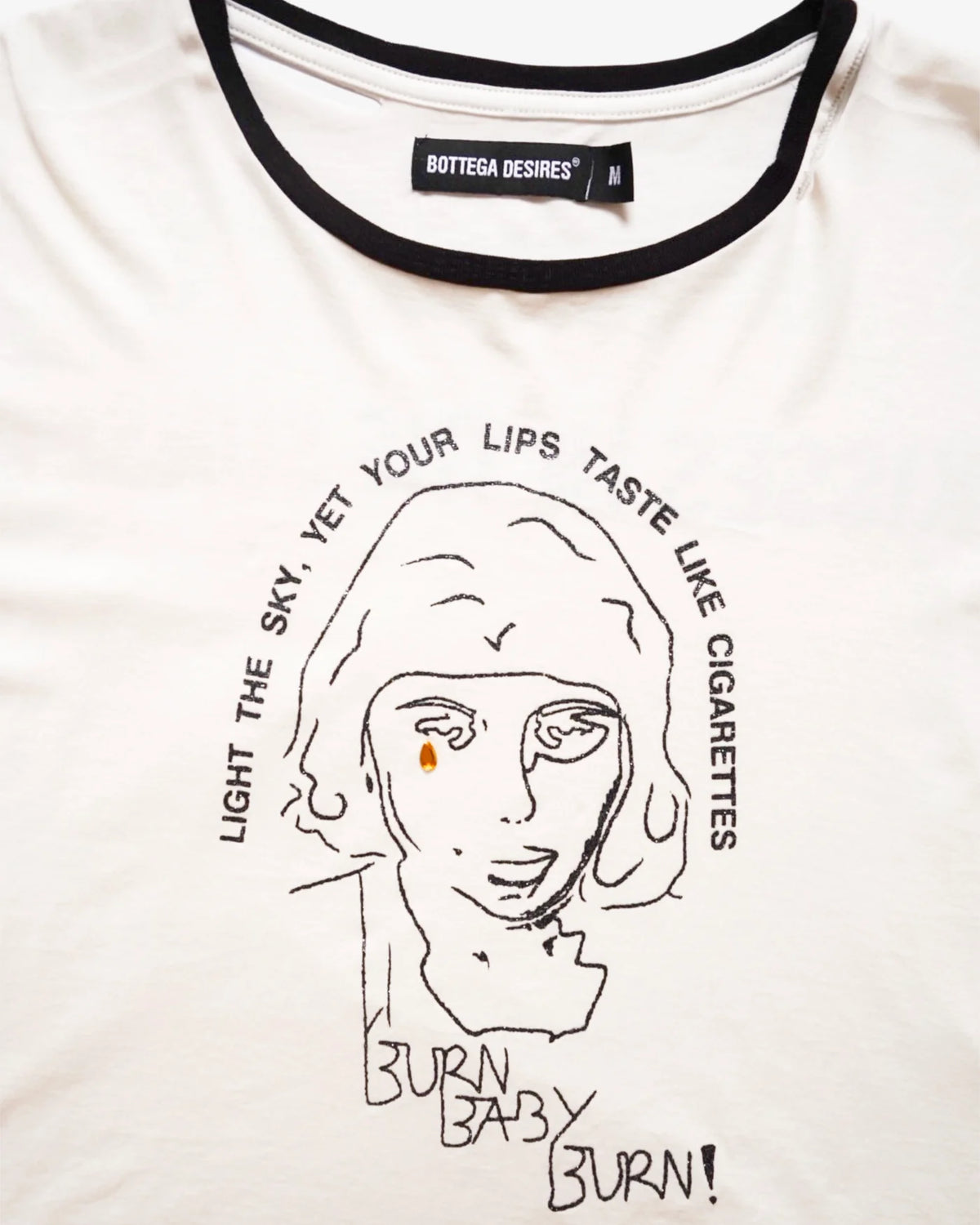 Bottega Desires 'Kisses In The Sunset' White Tee