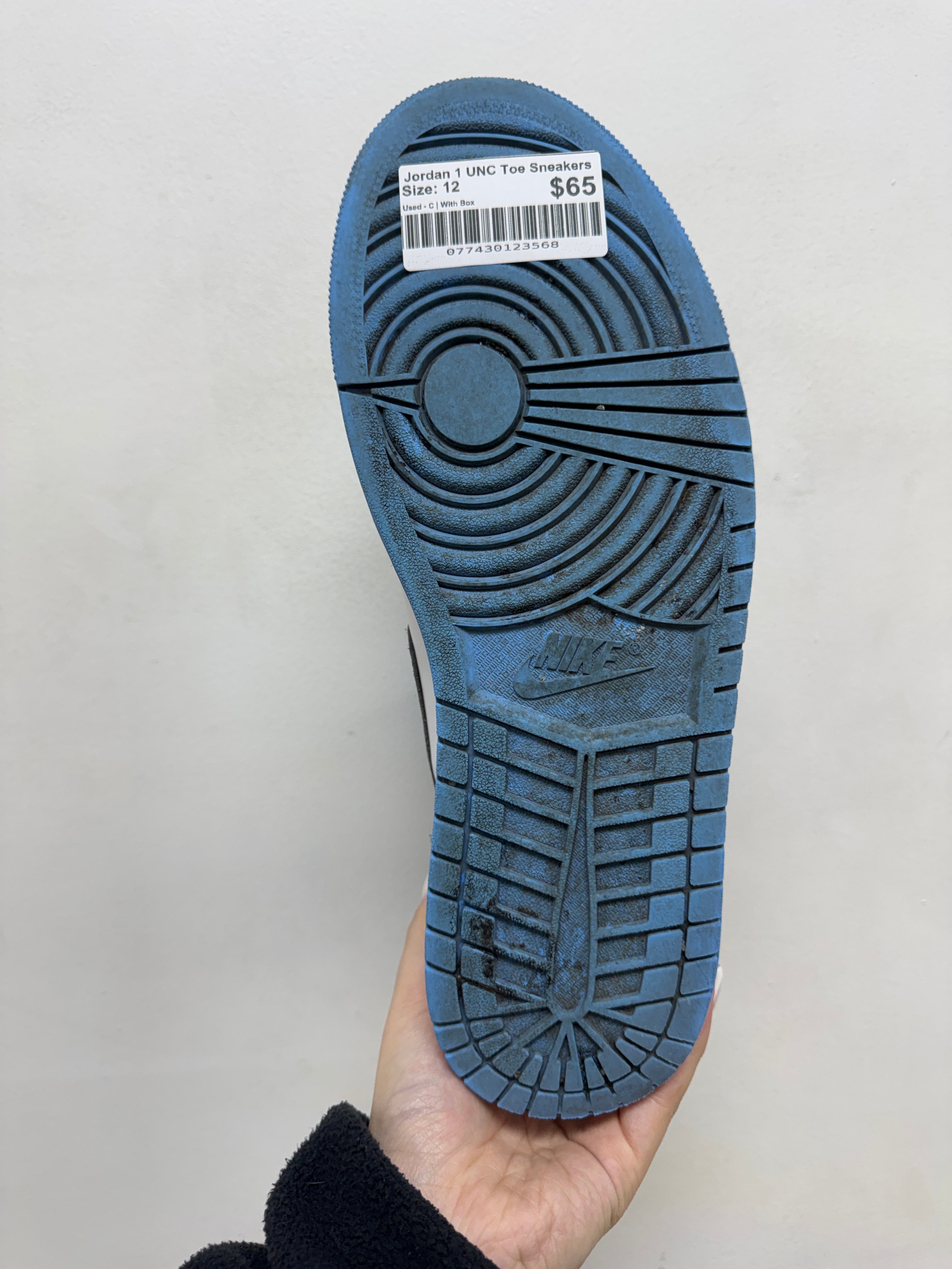 Jordan 1 UNC Toe Sneakers