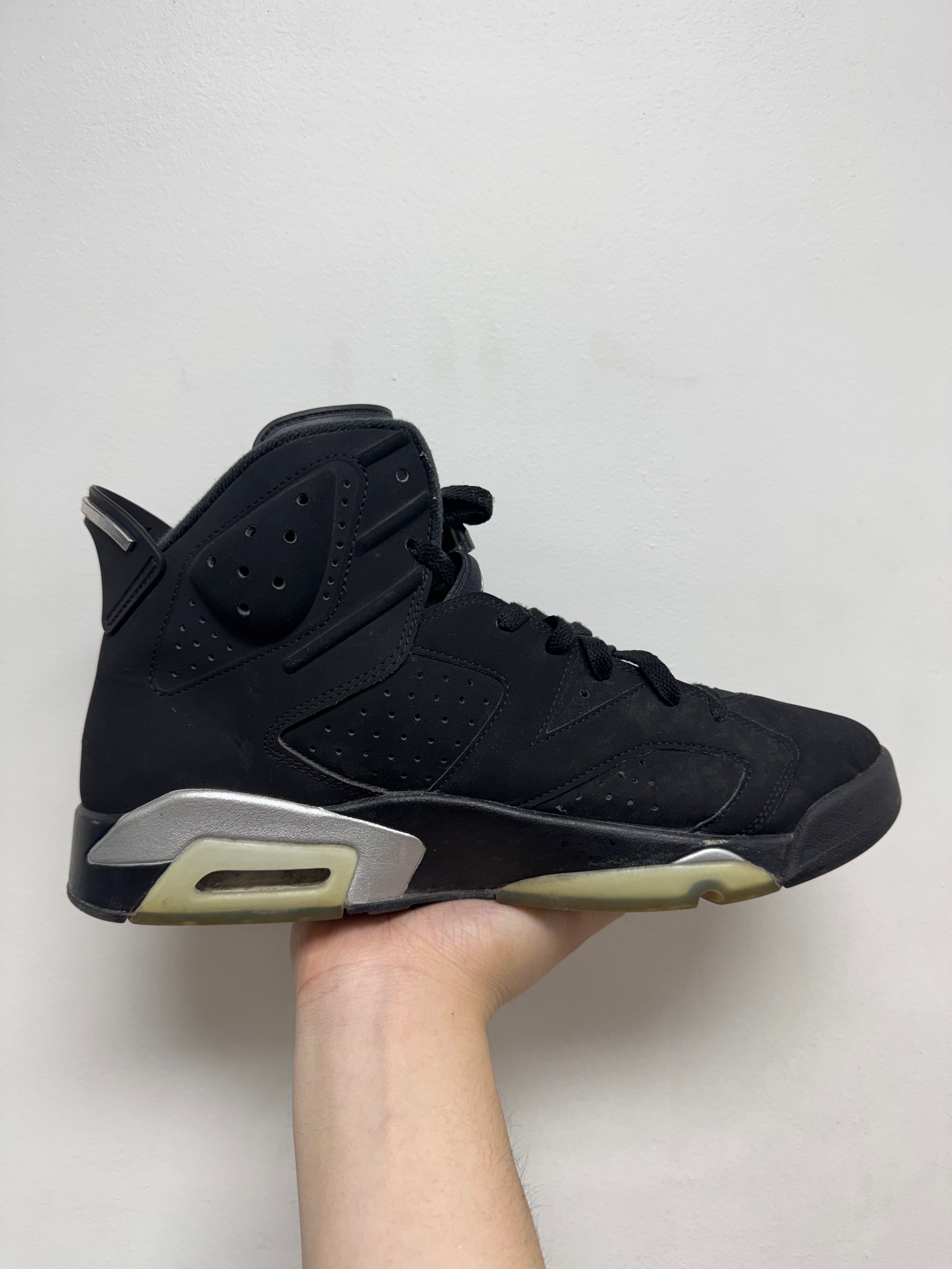 Jordan 6 Chrome Sneakers