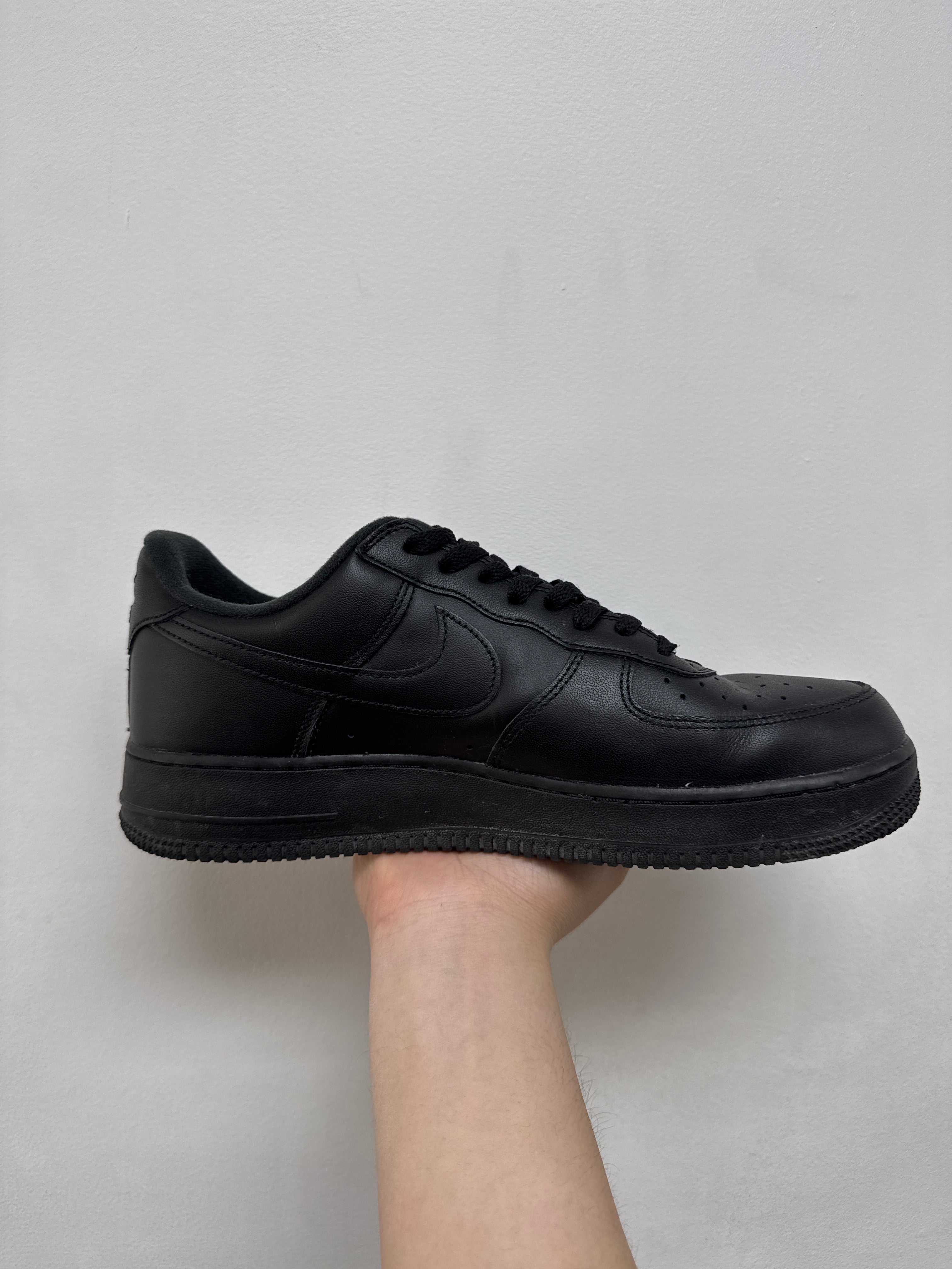 Nike Supreme AF1 Black Sneakers