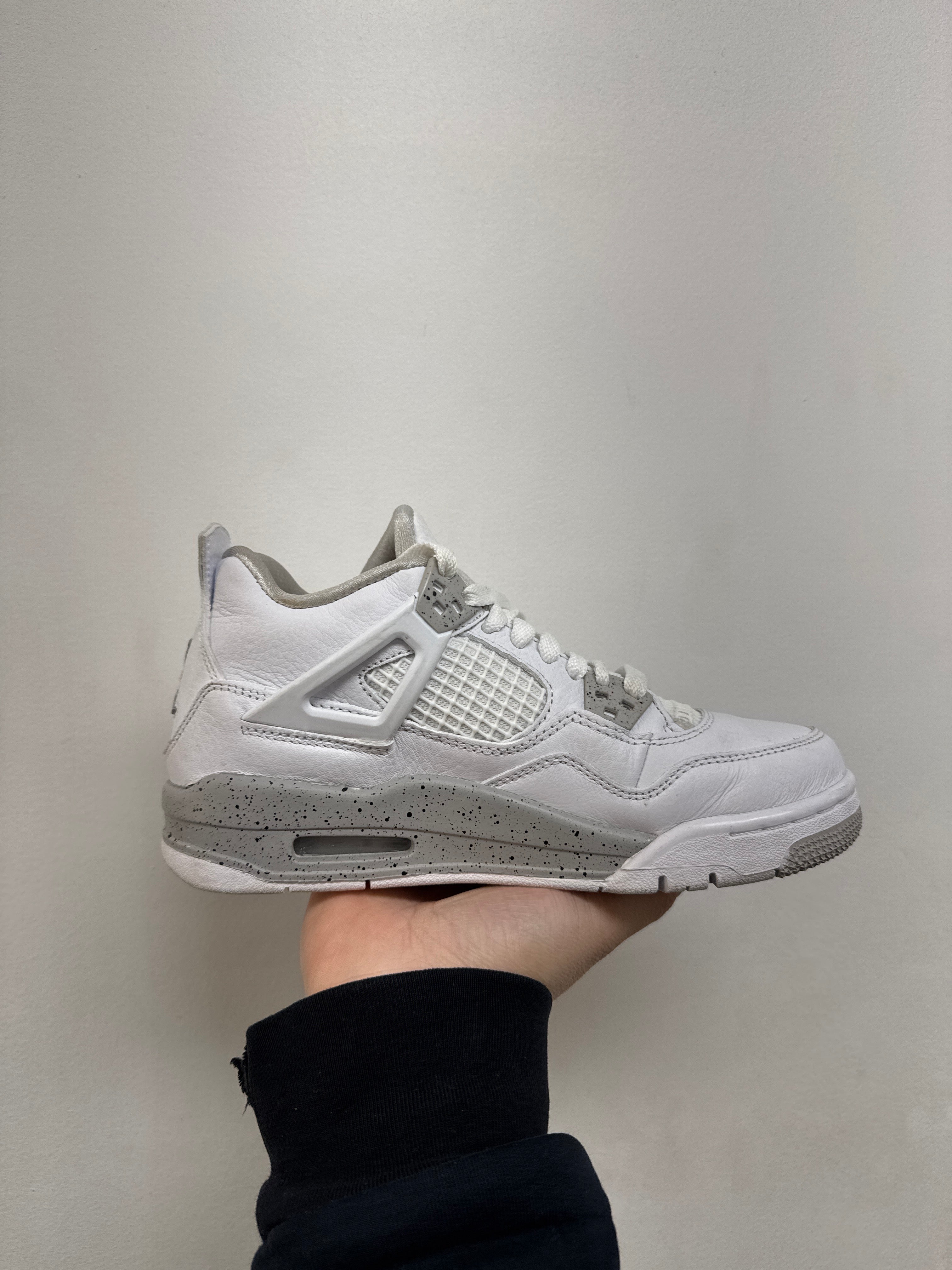 Jordan 4 Oreo Sneakers