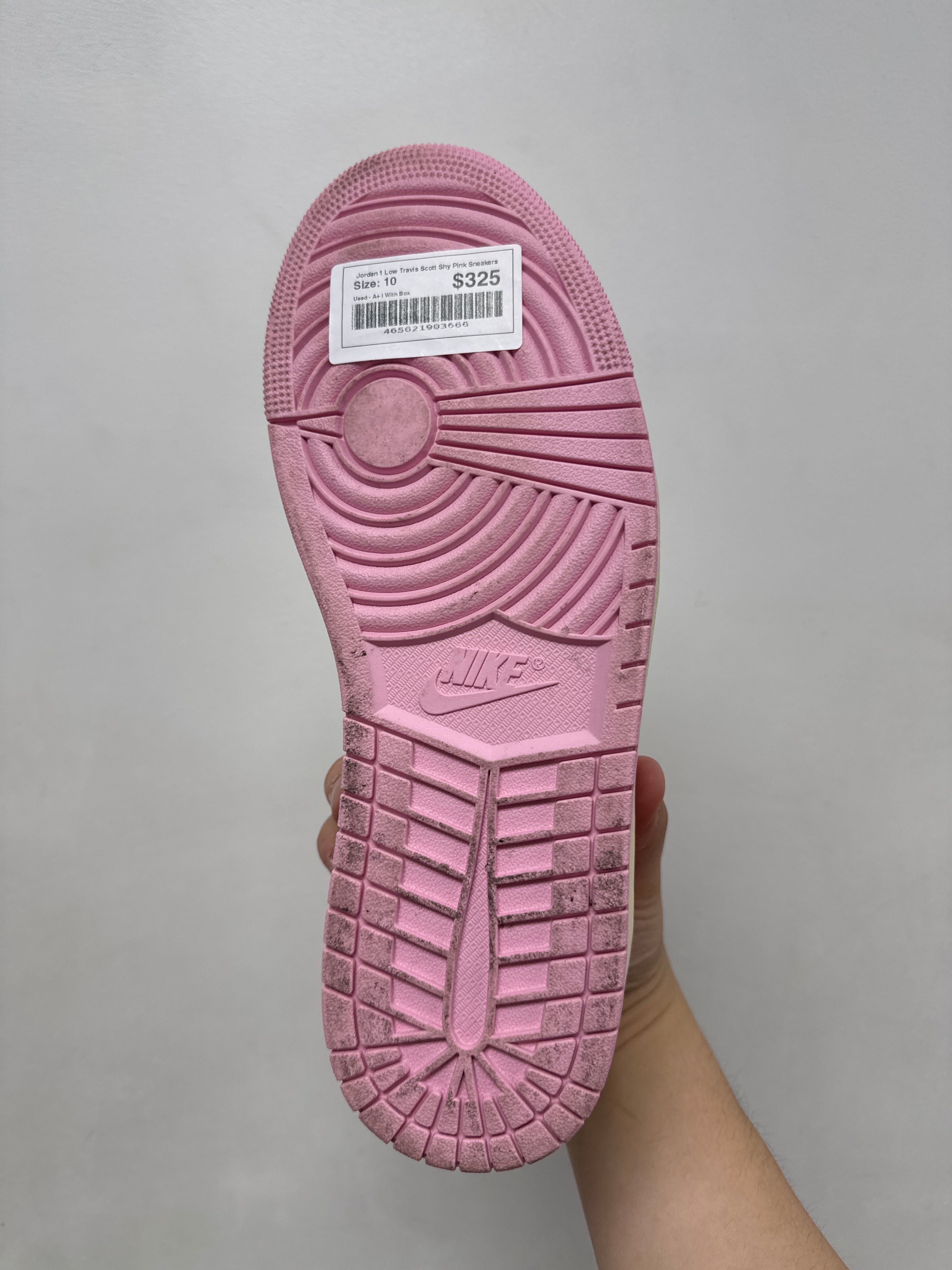 Jordan 1 Low Travis Scott Shy Pink Sneakers
