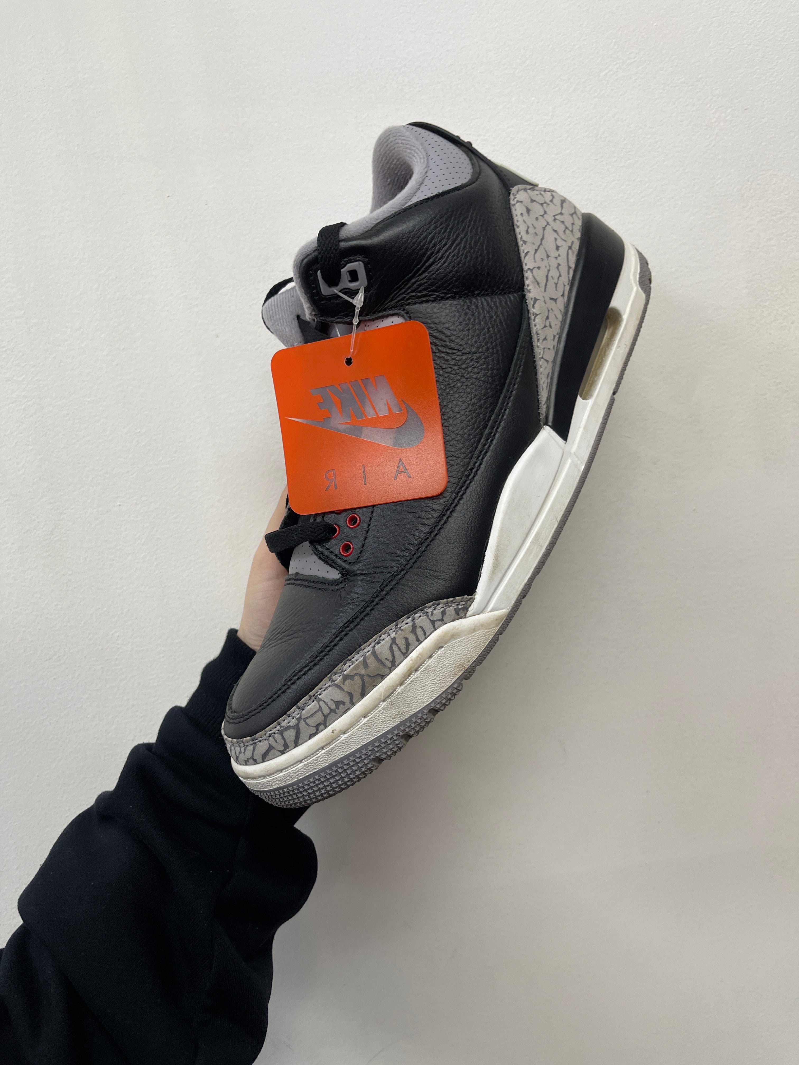 Jordan 3 Black Cement Sneakers