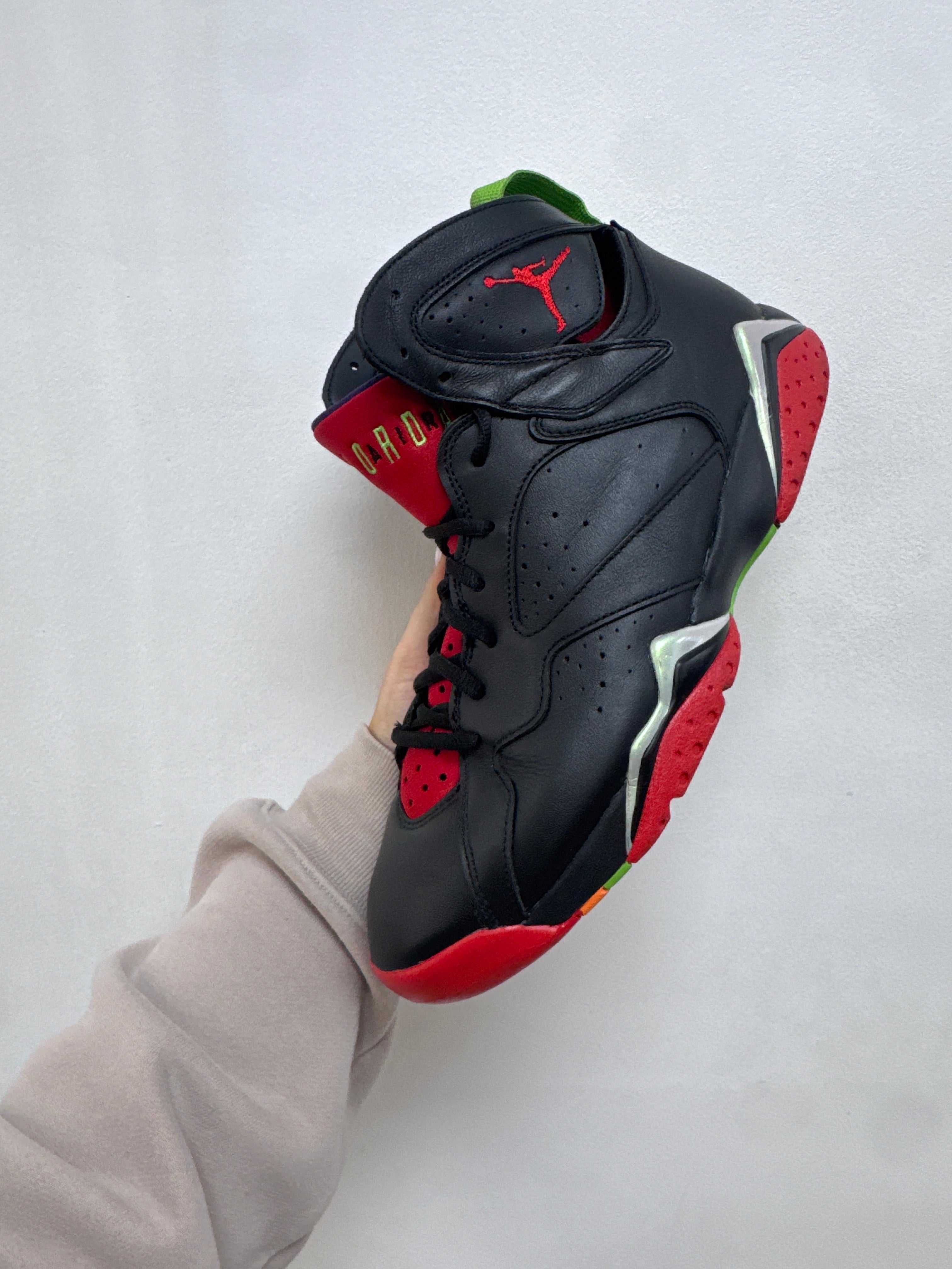 Jordan 7 Marvin The Martian Sneakers
