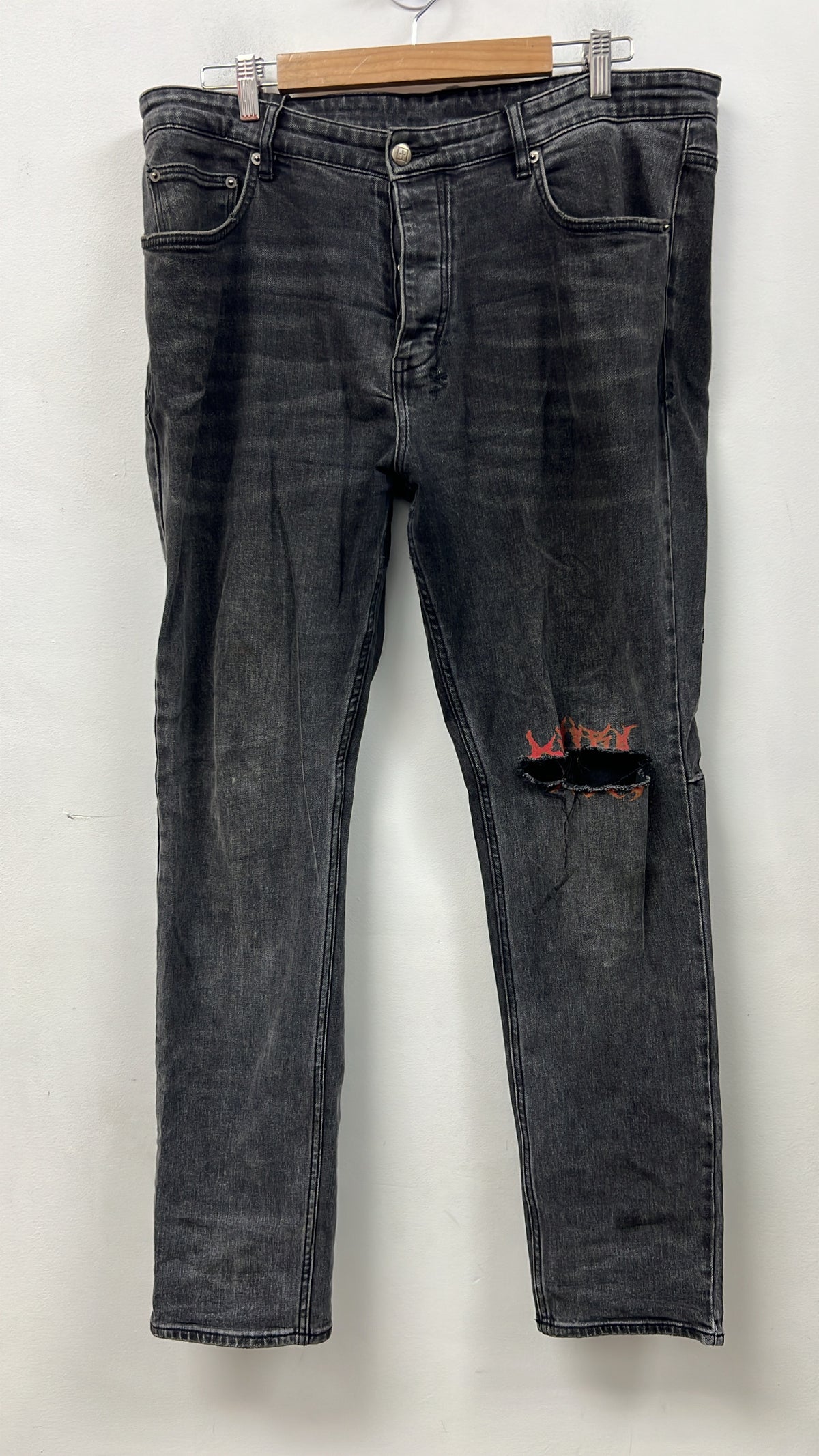 Ksubi Black Wash Red Knee Logo Ripped Jeans
