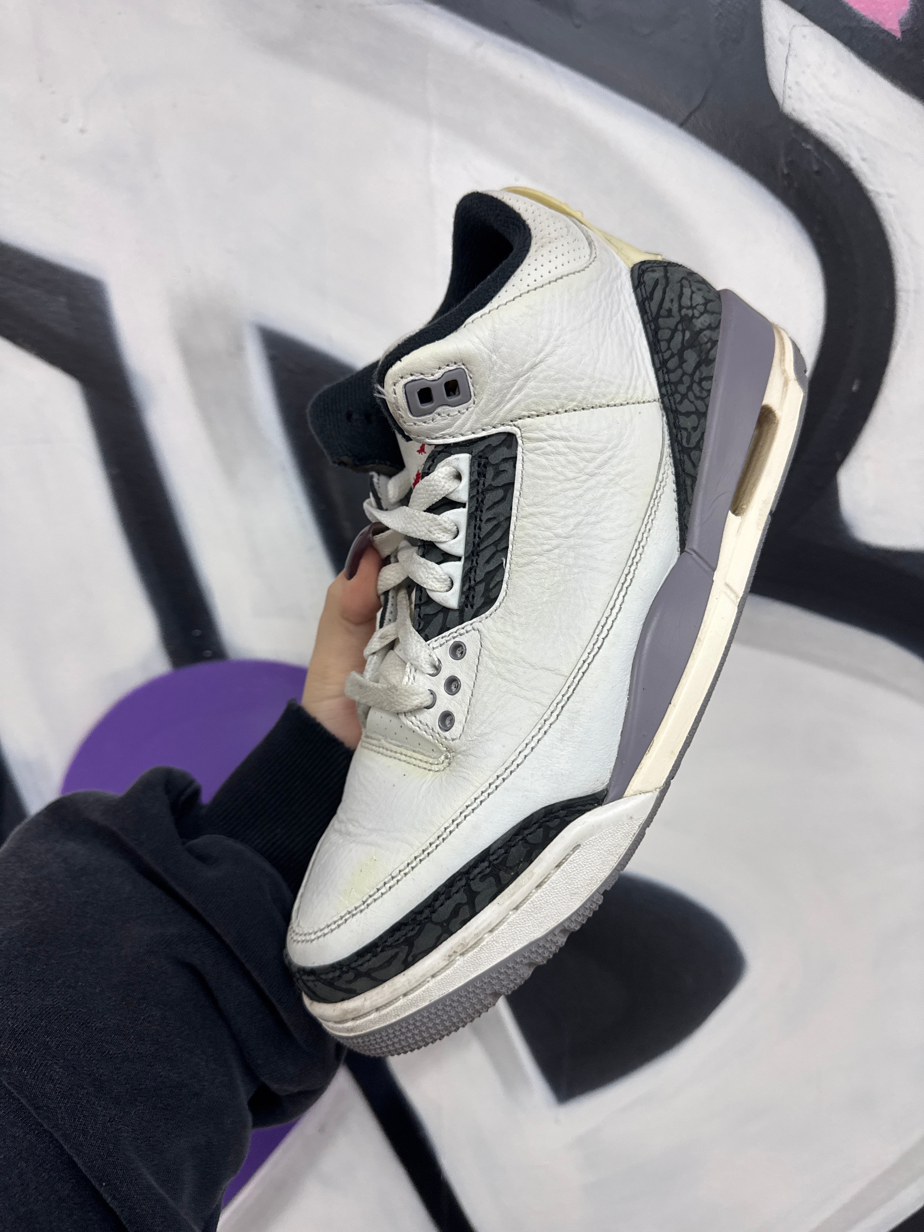 Jordan 3 Cement Grey Sneakers