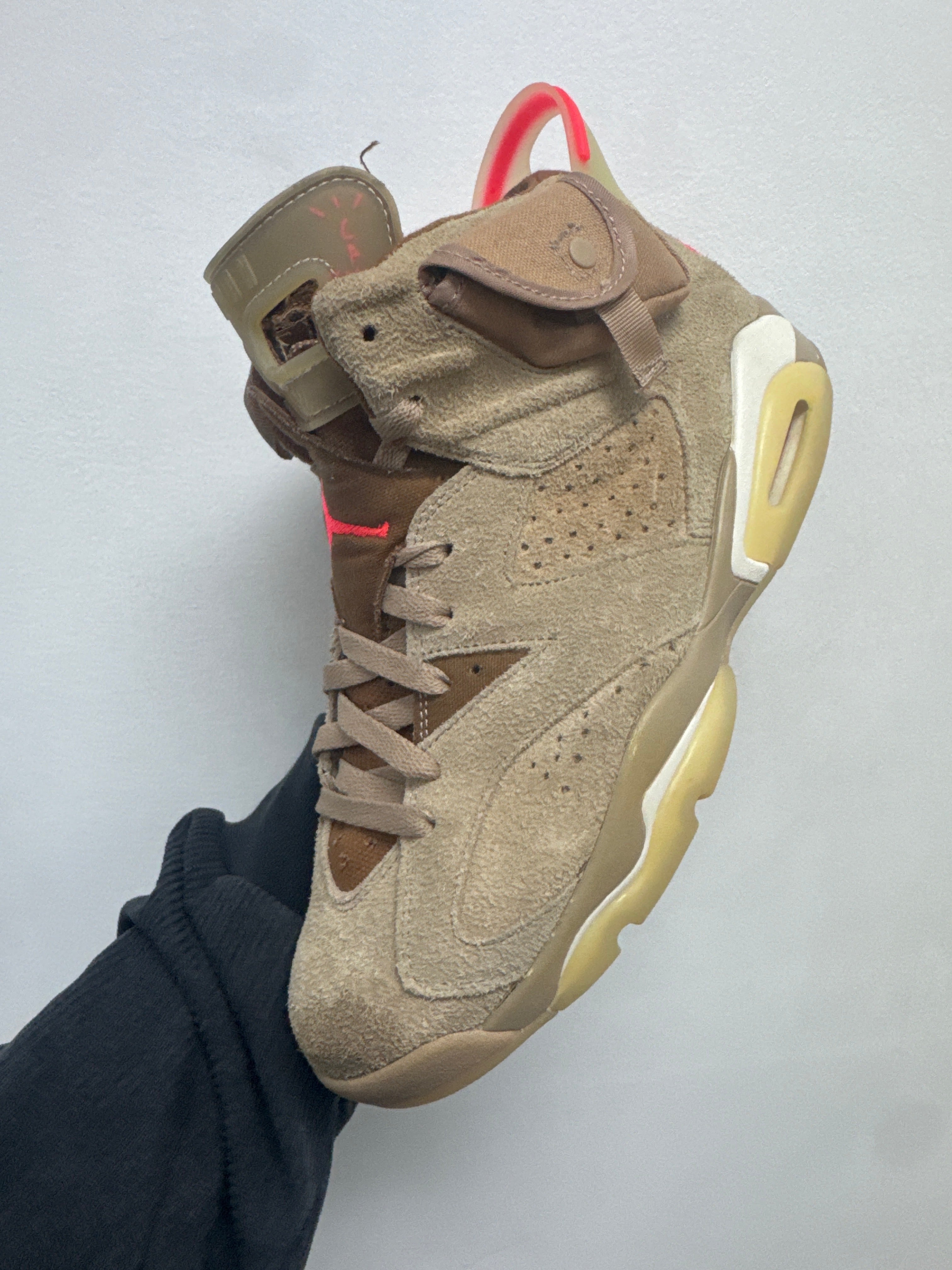 Jordan Travis Scott Khaki 6 Sneakers