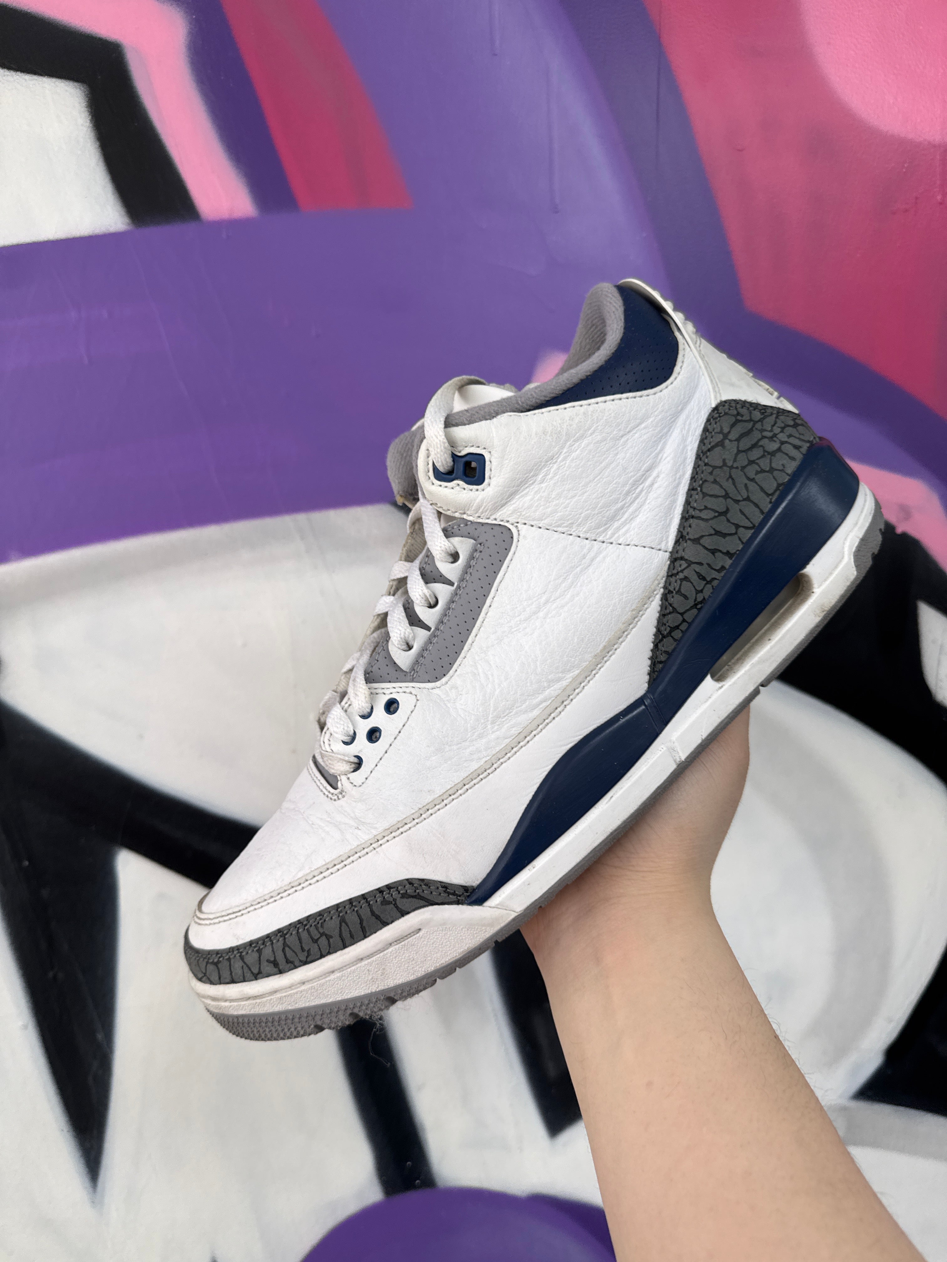 Jordan 3 Midnight Navy Sneakers