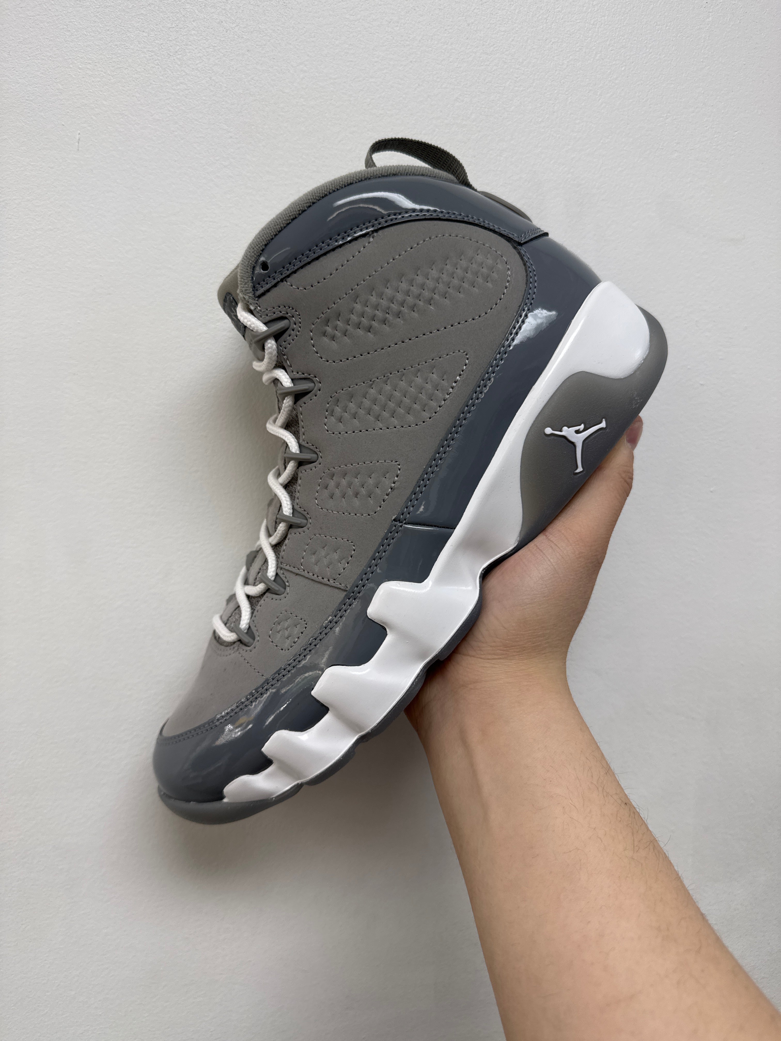 Jordan 9 Cool Grey Sneakers